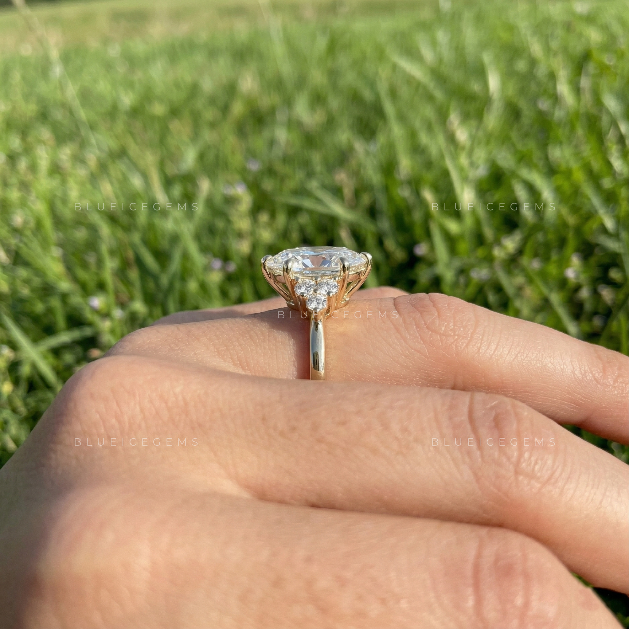 The "Muse" Cluster: A Dreamy Oval Cut Statement Ring