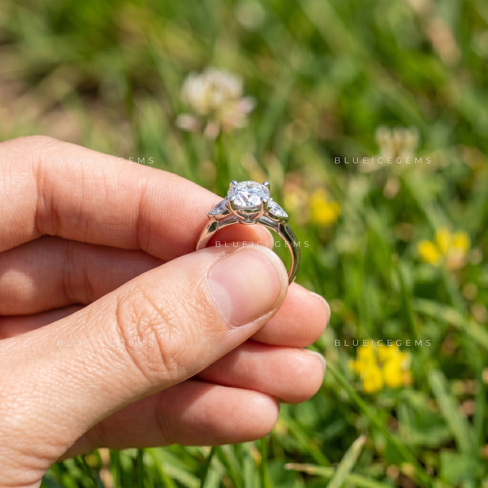 Aurevian Round Cut Hidden Accent Engagement Ring
