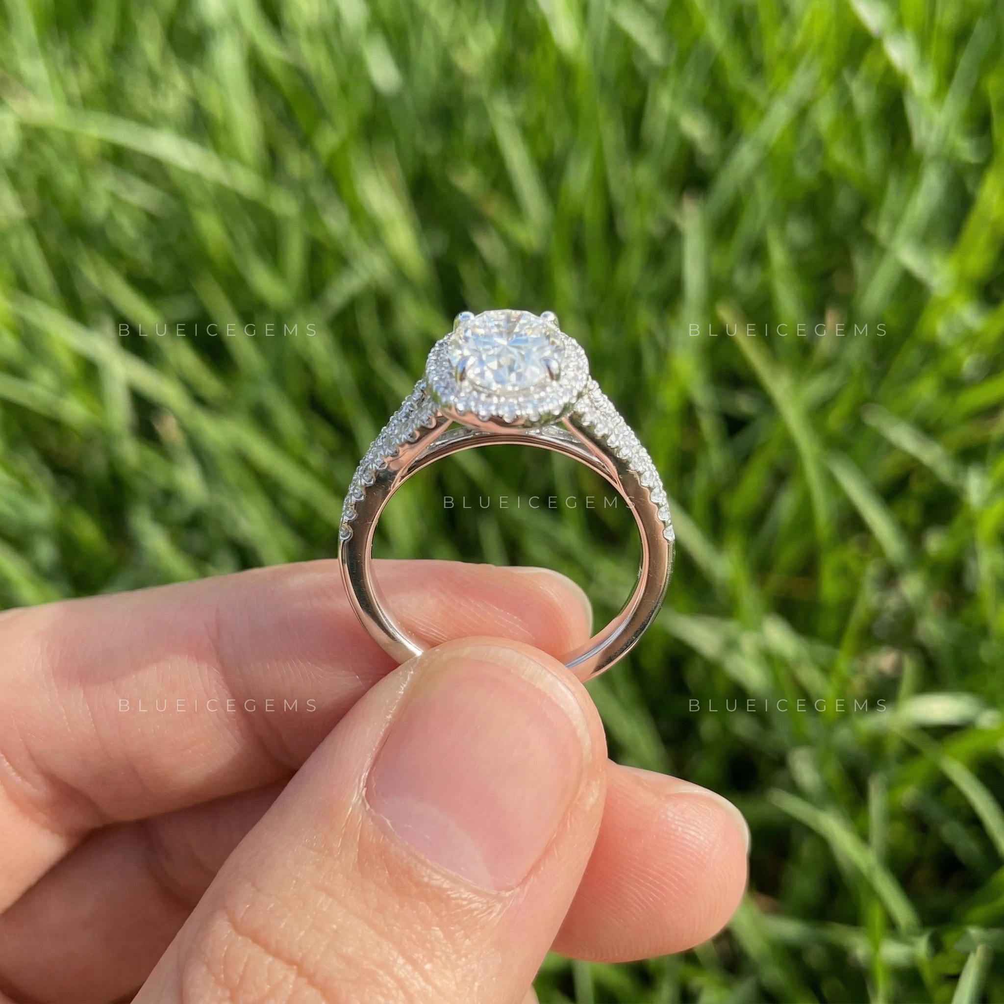 The "Ethereal Glow" Oval Halo: Split Shank Dream Ring