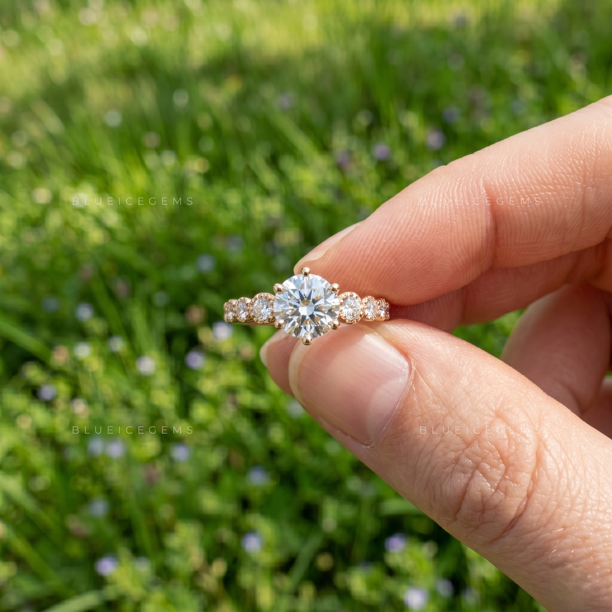 Vintage Elegance Round Cut Seven Stone Engagement Ring