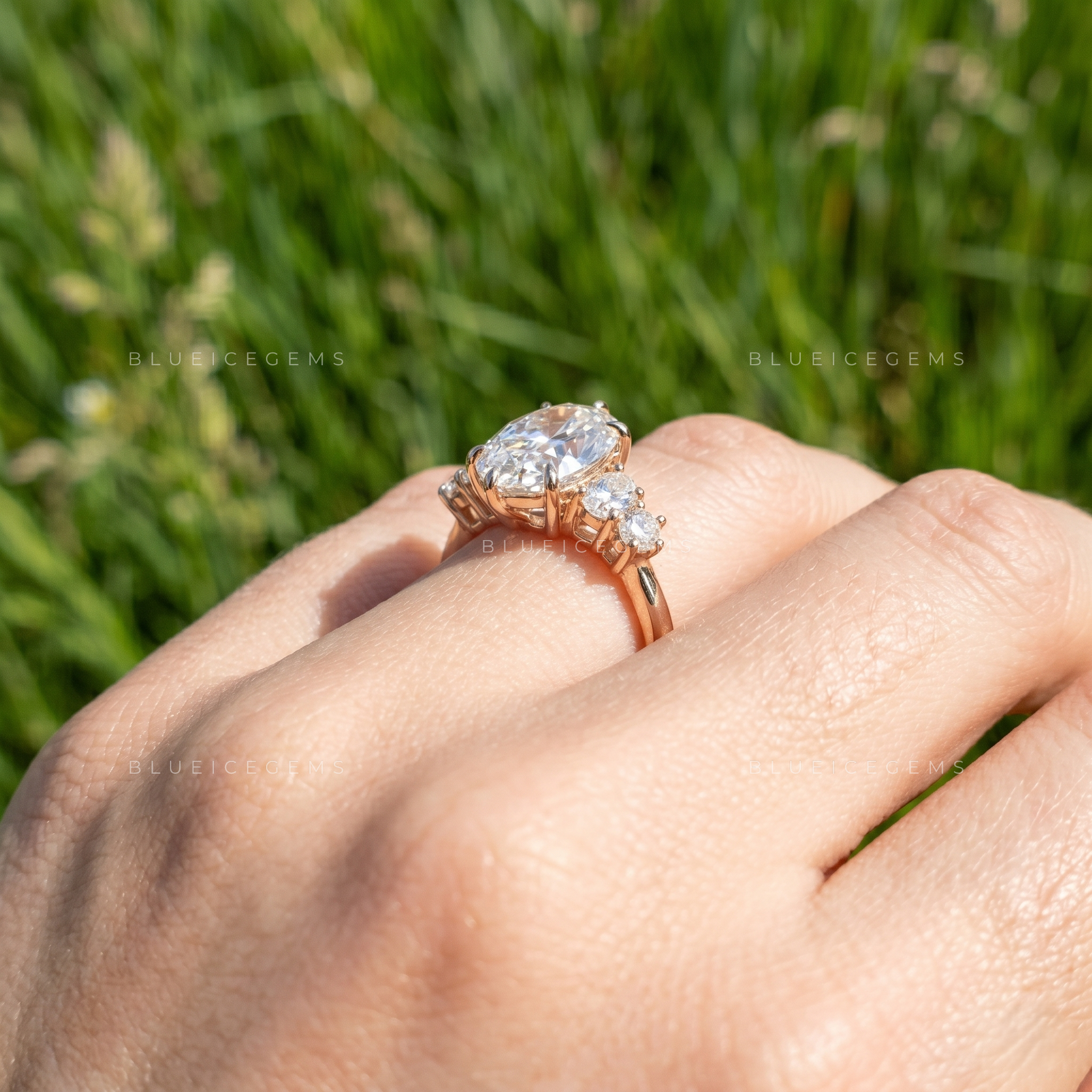 The "Ethereal Grandeur" Oval Halo: 6CT Statement Brilliance