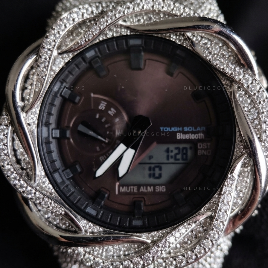 Fluid Noir Royale Watch – VVS Moissanite