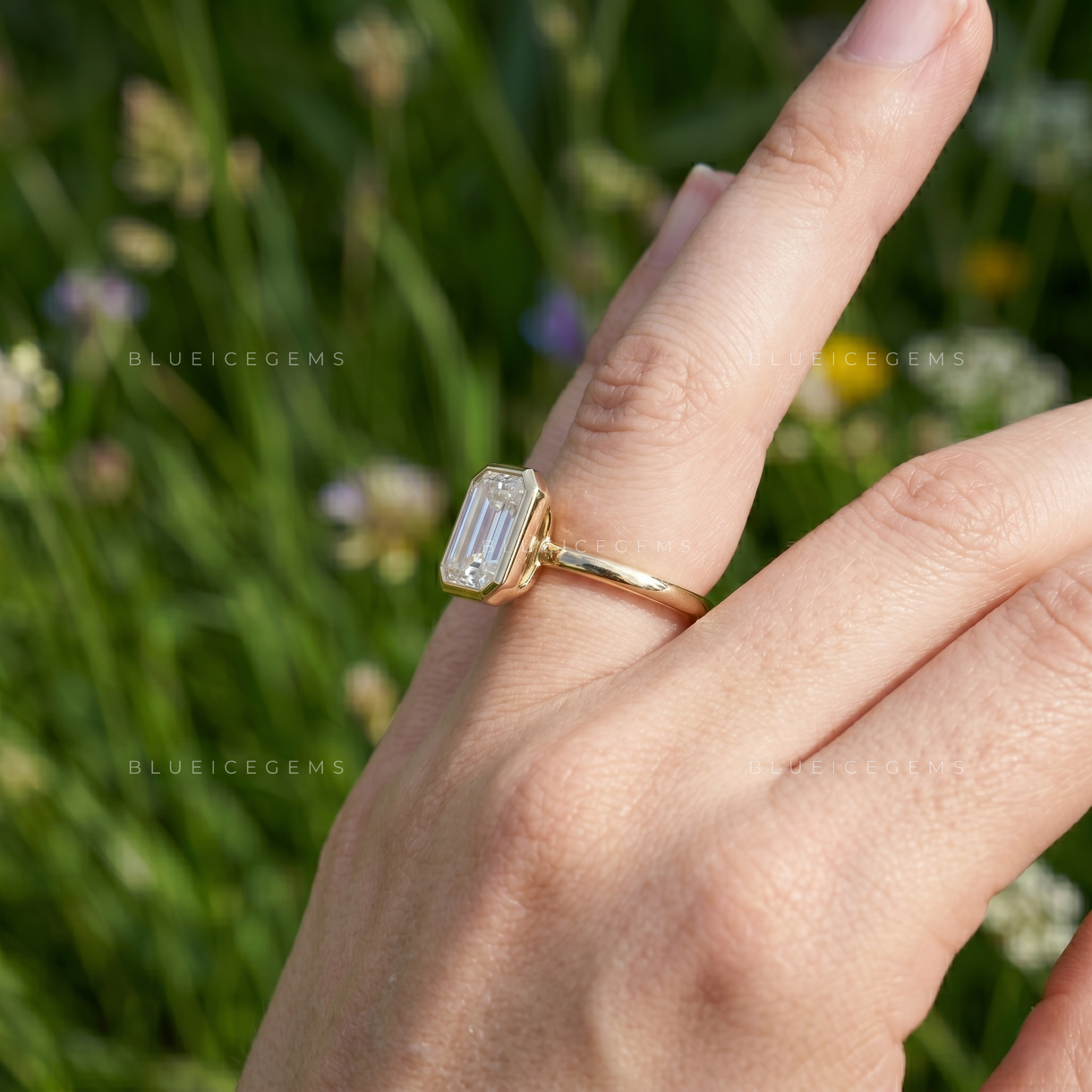 Sophisticated Emerald Cut Bezel-Set Modern Minimalist Ring