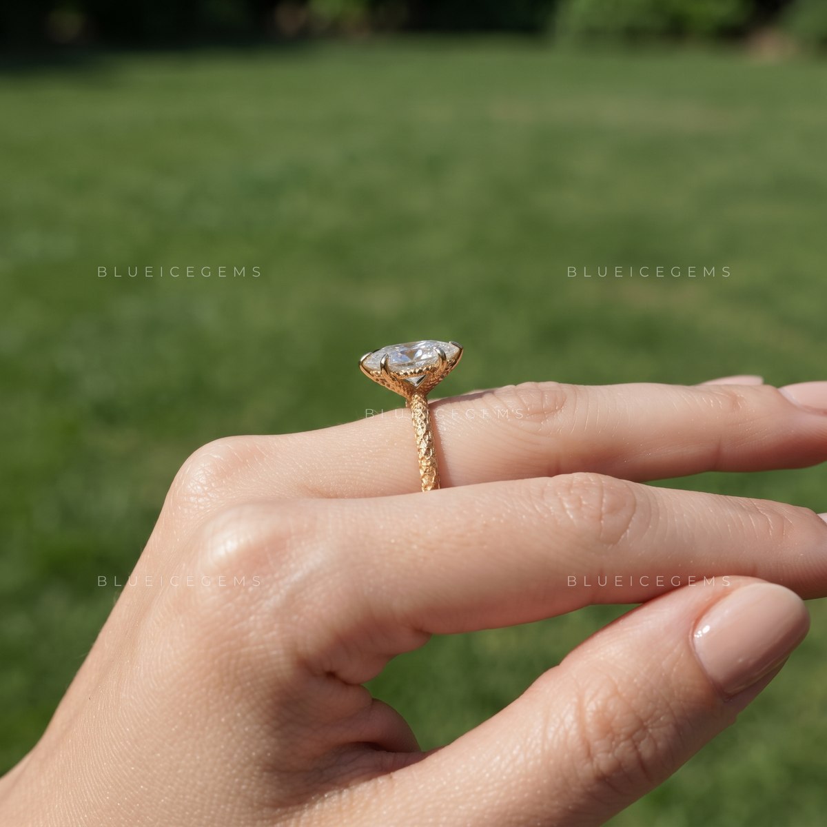 Fleurline Dutch Marquise Floral Engraved Solitaire Ring