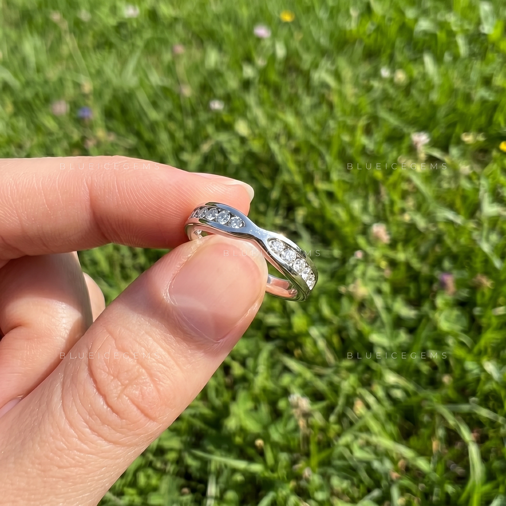 Velora Round Cut Minimalist Stainless Steel Solitaire Ring