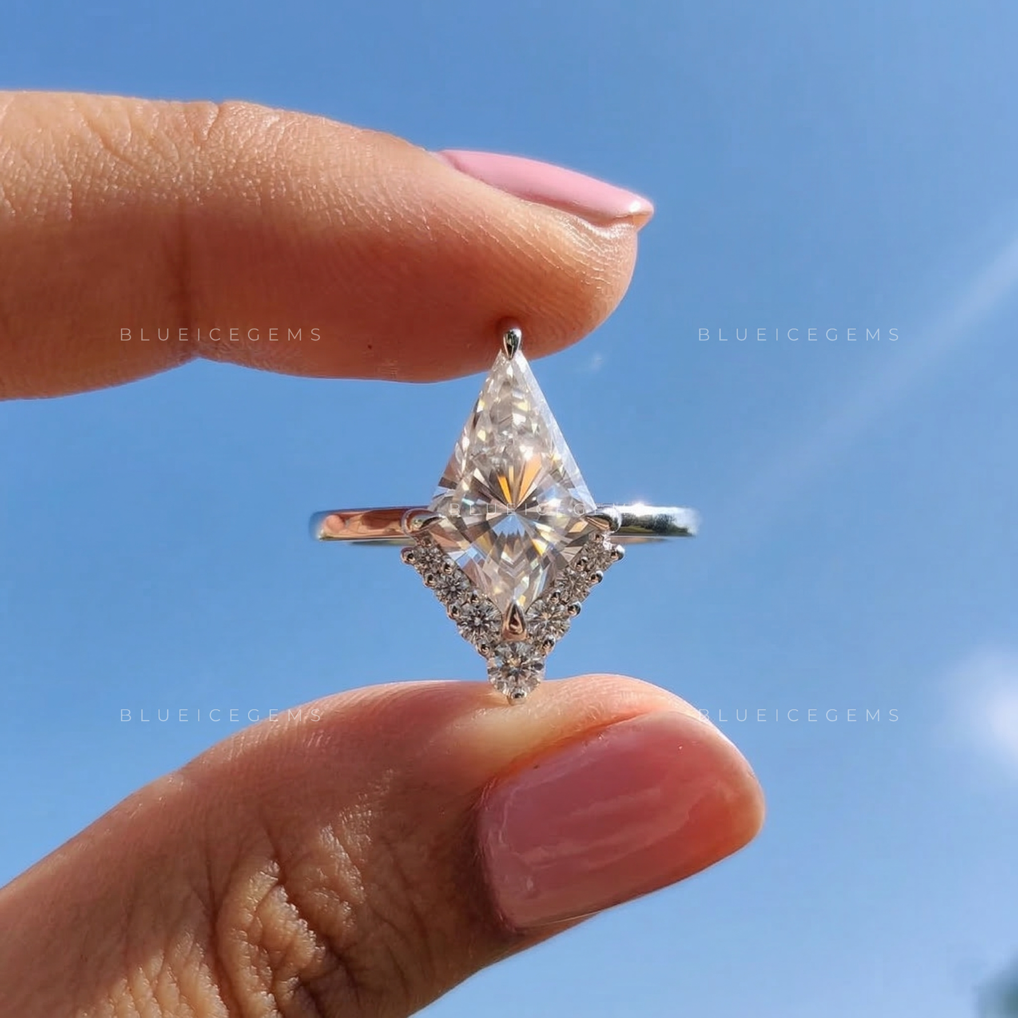 Geometric Zenith Kite Cut Moissanite Ring