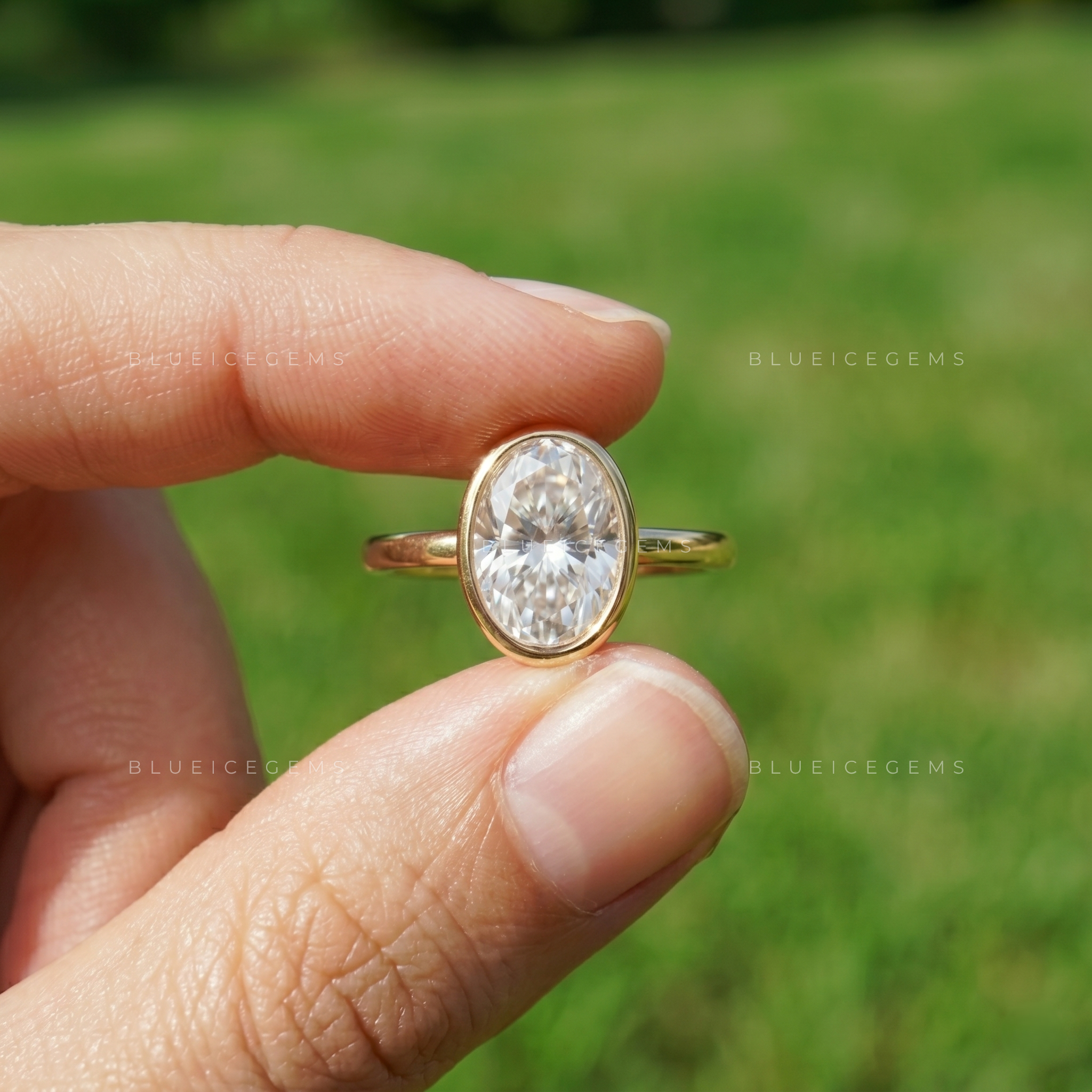 Virelle Oval Cut Minimalist Bezel Solitaire Engagement Ring