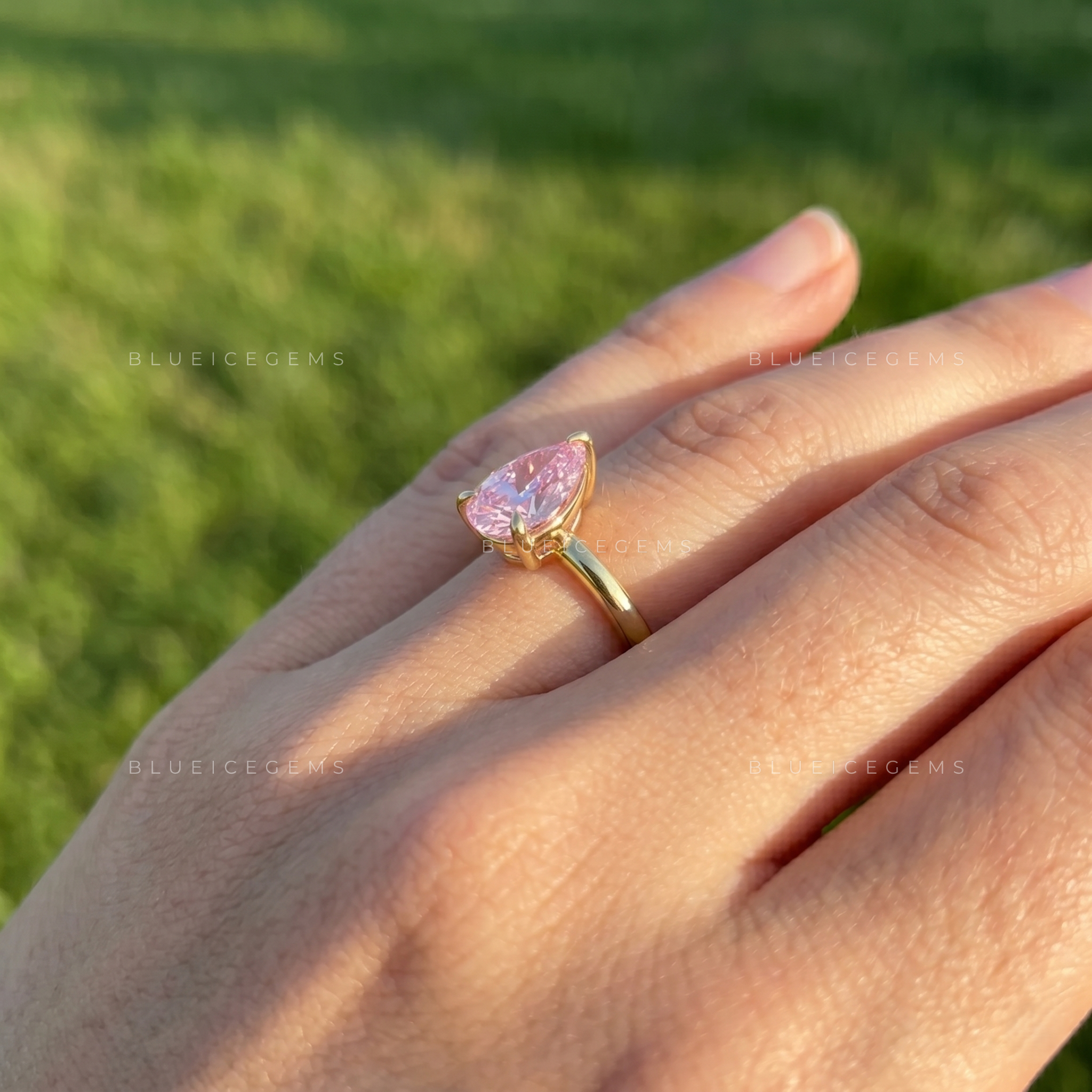 The "Blush Radiance" Pear Solitaire: A Dreamy Pink Statement