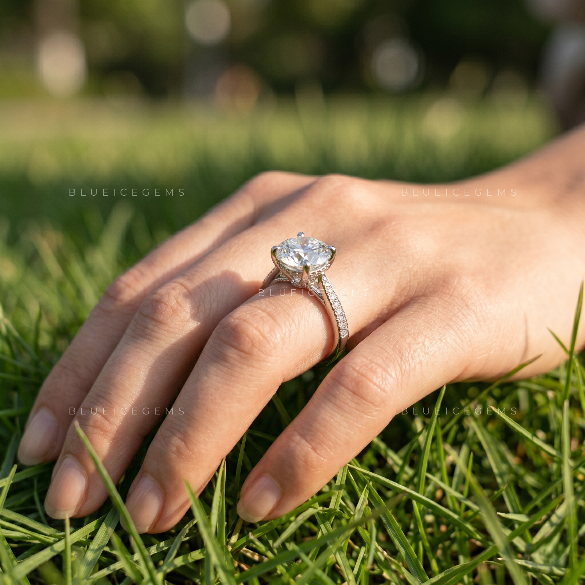 Elegant High-Profile Round Brilliant Cut Decorative Accent Ring