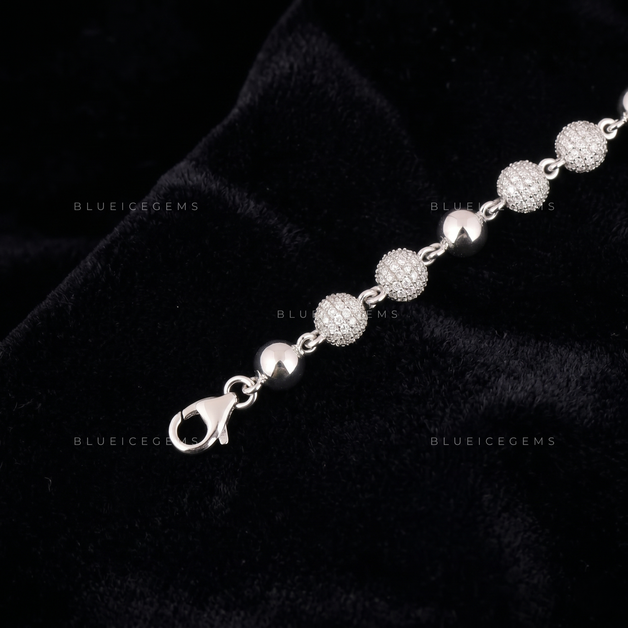 Spherical Brilliance Iced Bead High-Luster Statement Link