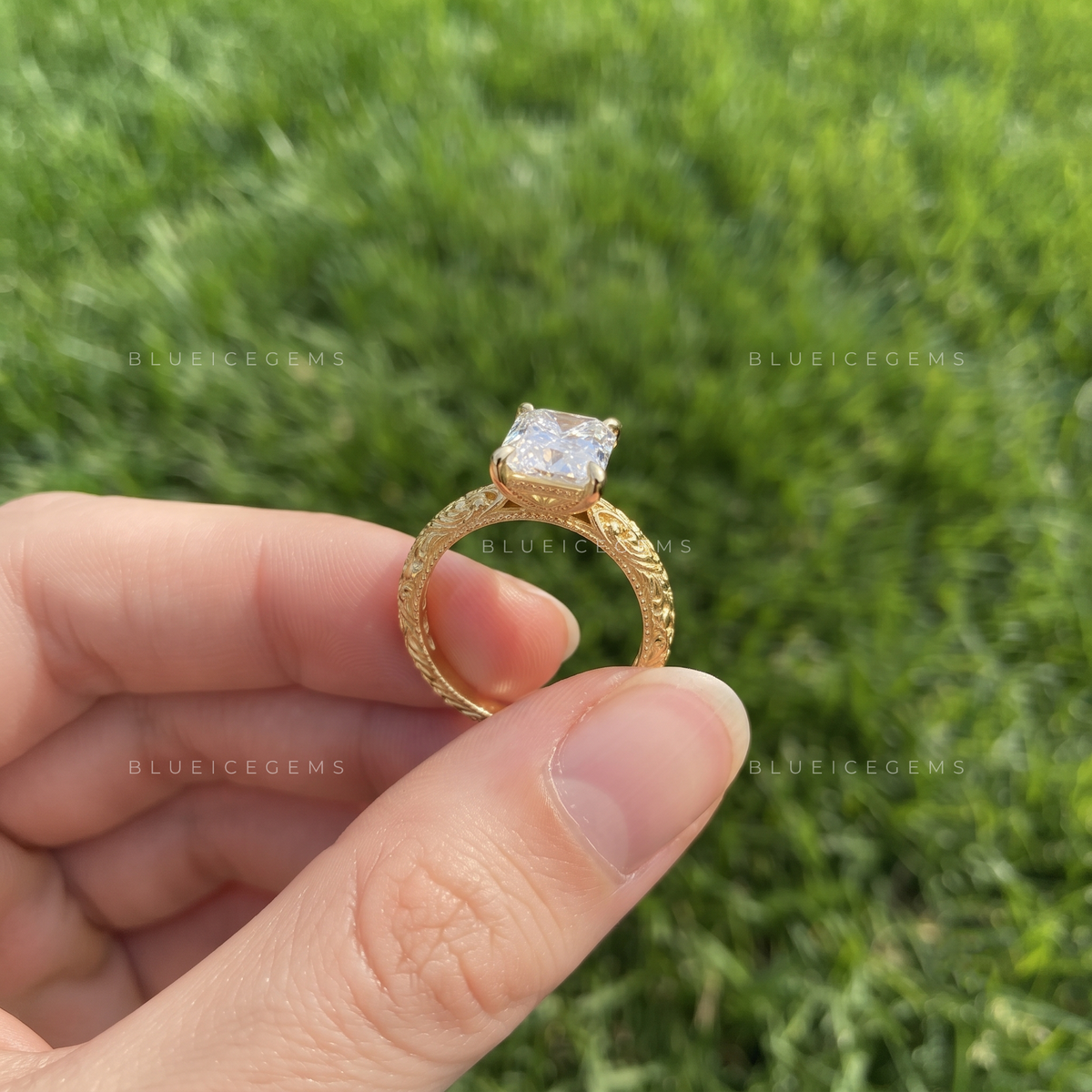 Vintage Floral Engraved Solitaire Engagement Ring