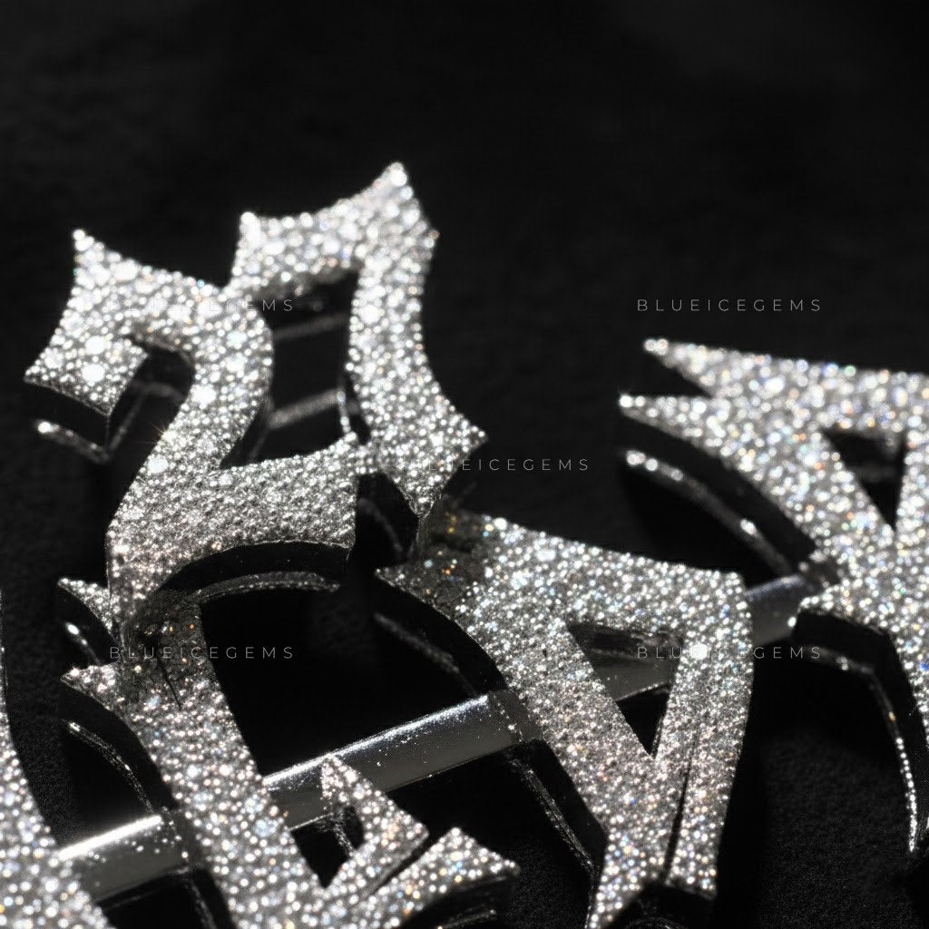 The "VULDRA 27" Sovereign: Sharp-Edge Gothic pendant in Pure Ice