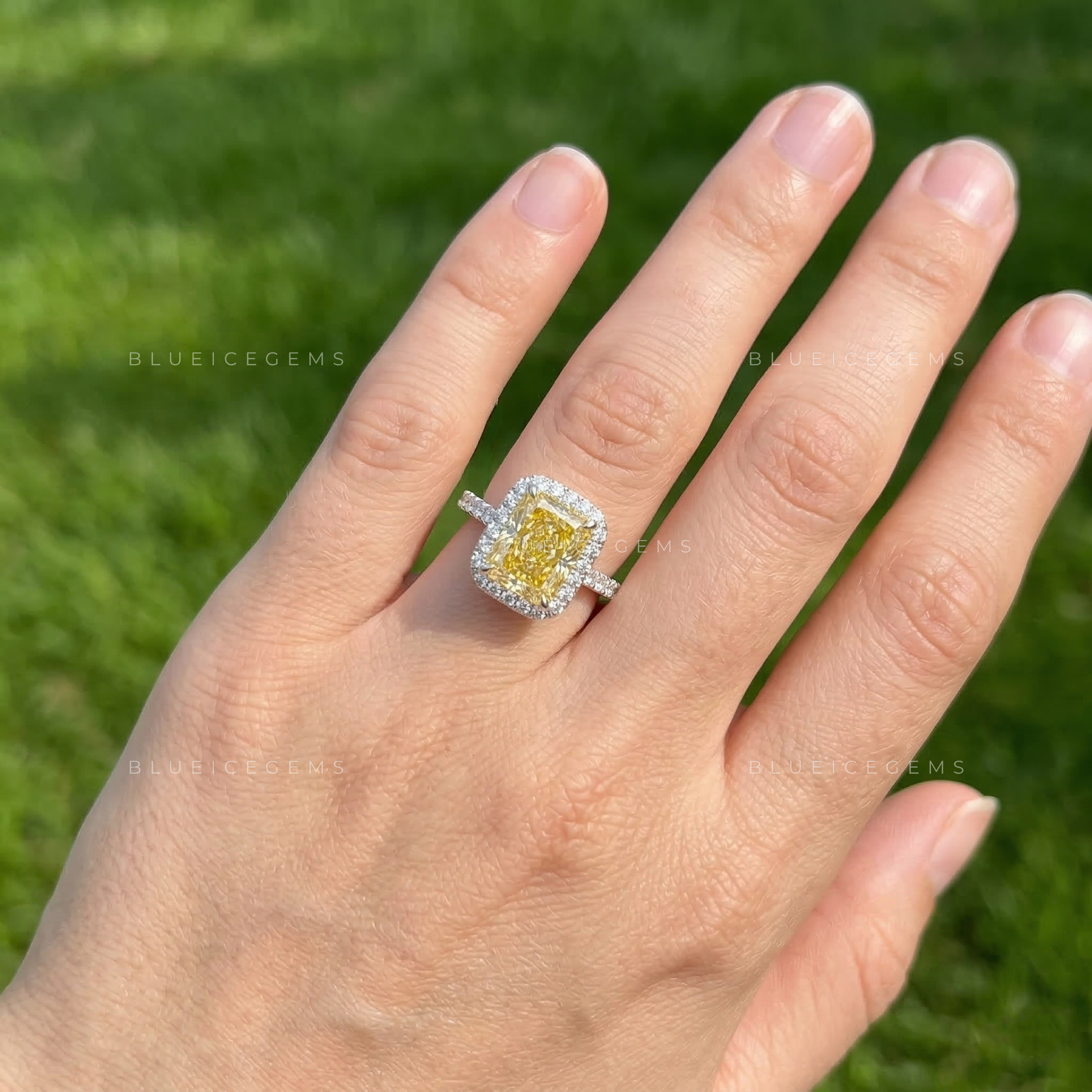 Golden Solitaire Radiant Cut Fancy Yellow Ring