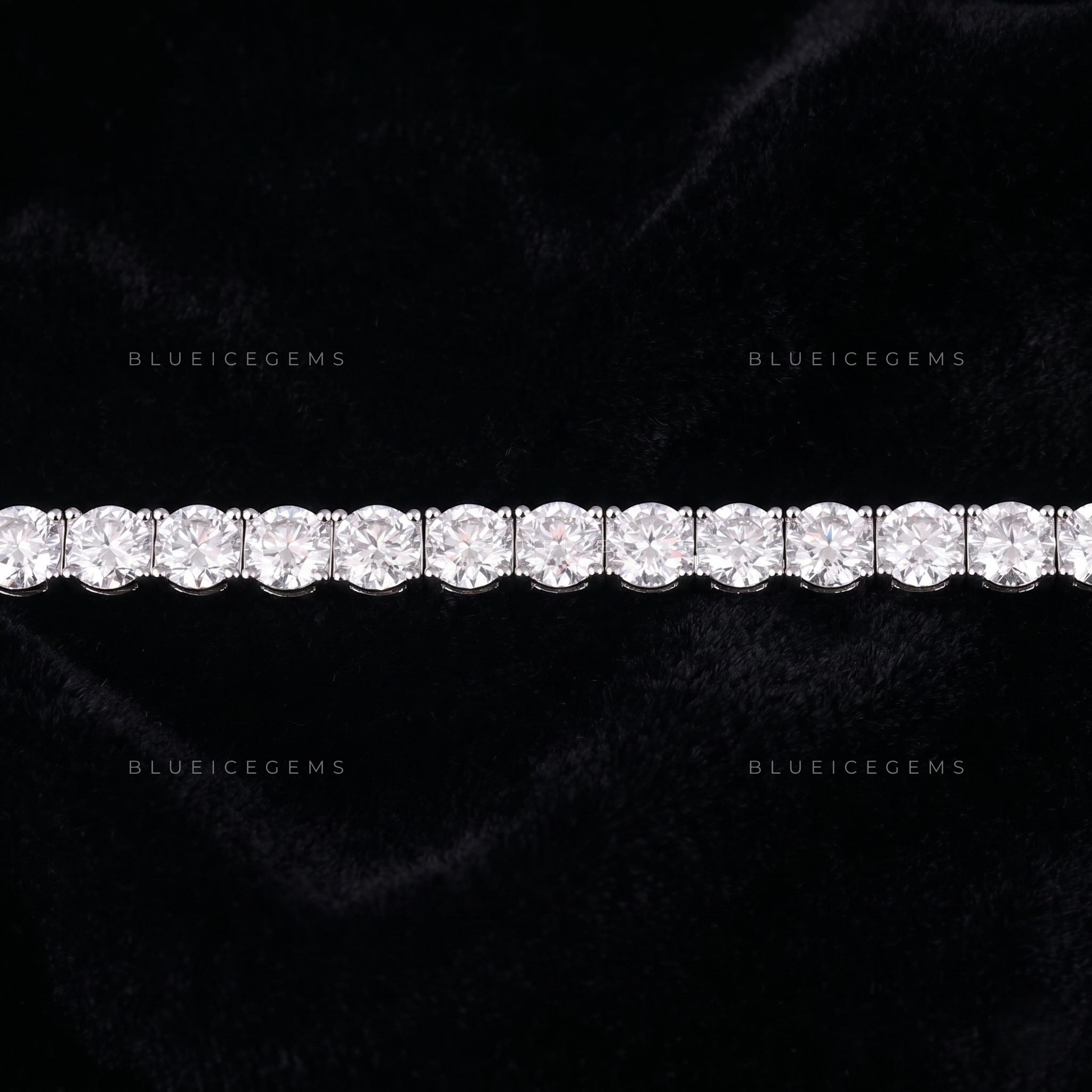 Timeless Radiance Essential High-Luster Tennis Link