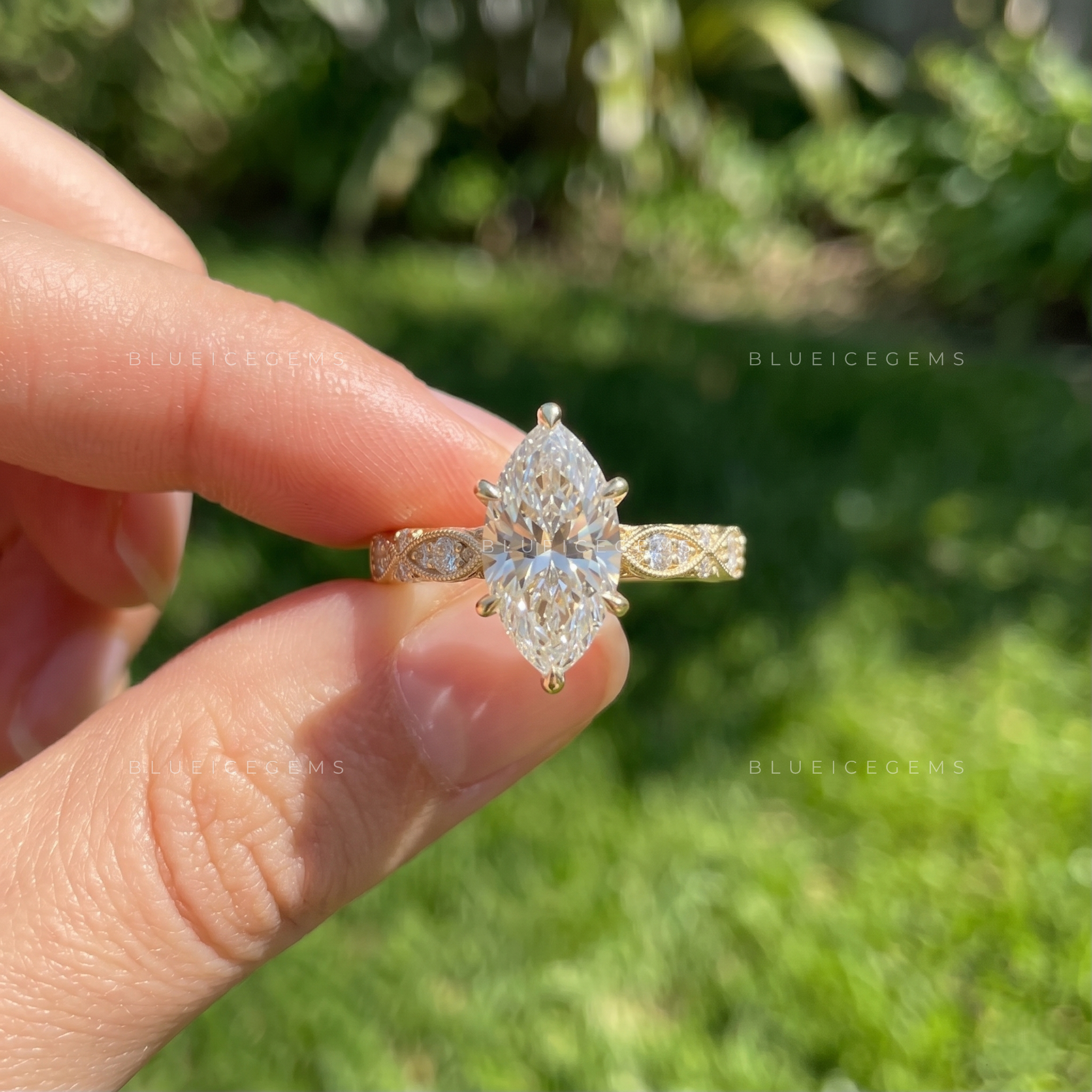 The "Regal Silhouette" Marquise Halo: An Iconic VVS2 Statement