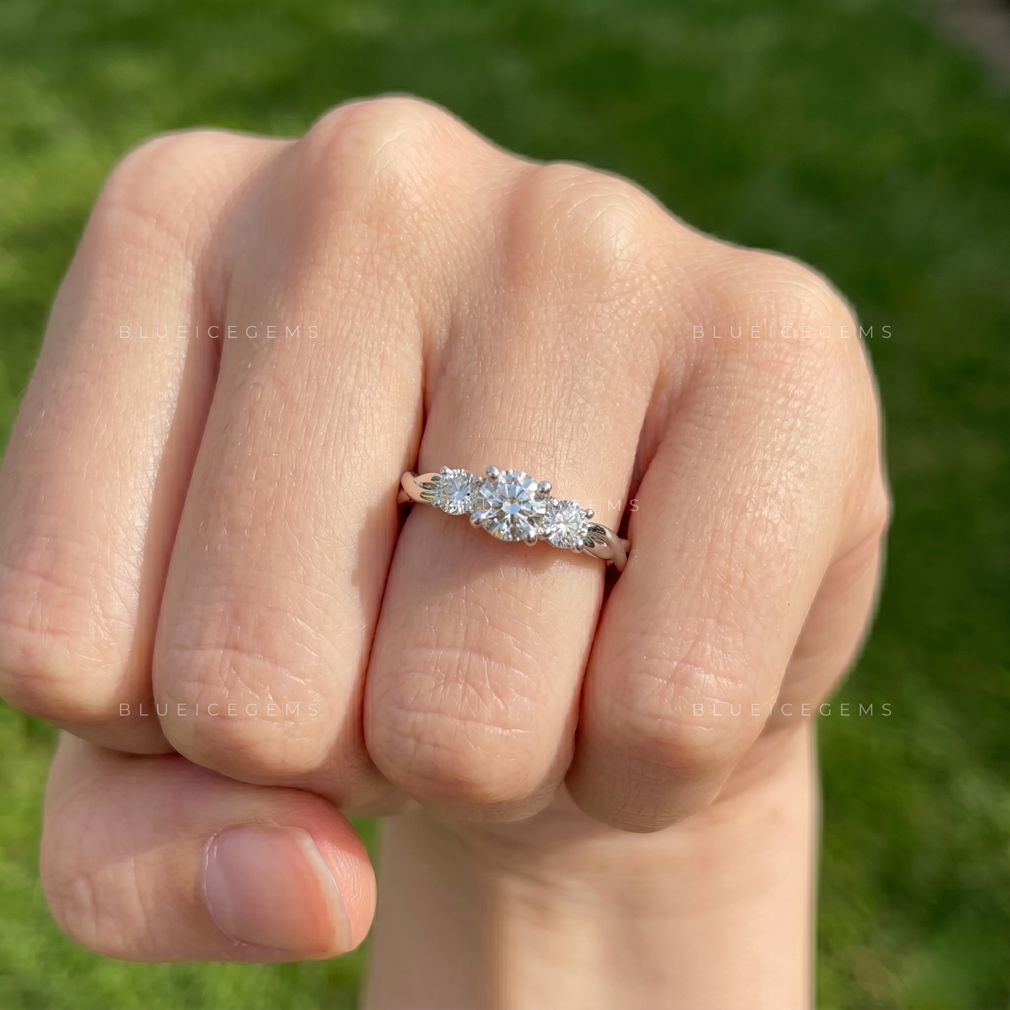 Celestial Spark Round Brilliant Diamond Band Ring