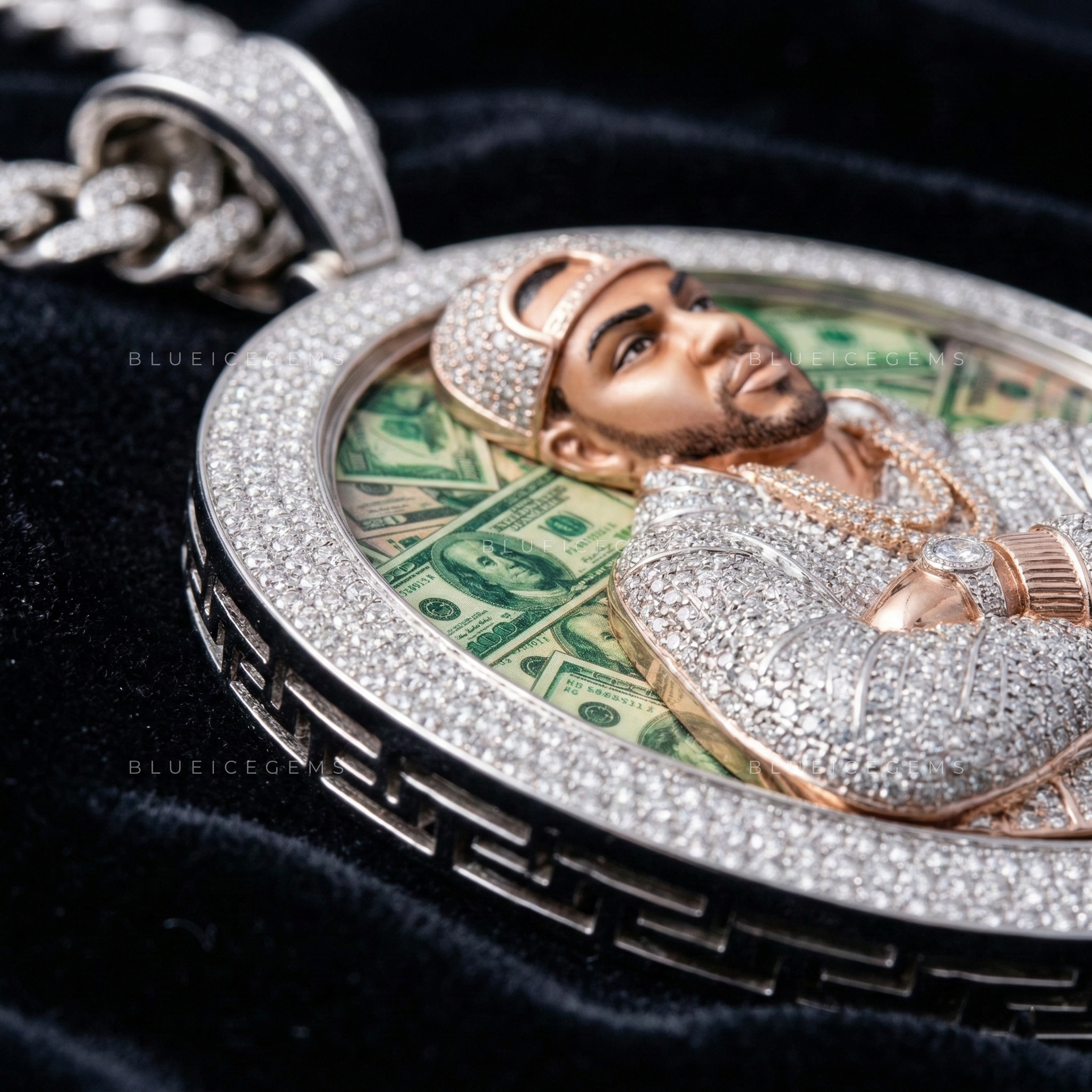 The "Legacy Medallion": 3D Portrait & High-Stakes Cash Sovereign