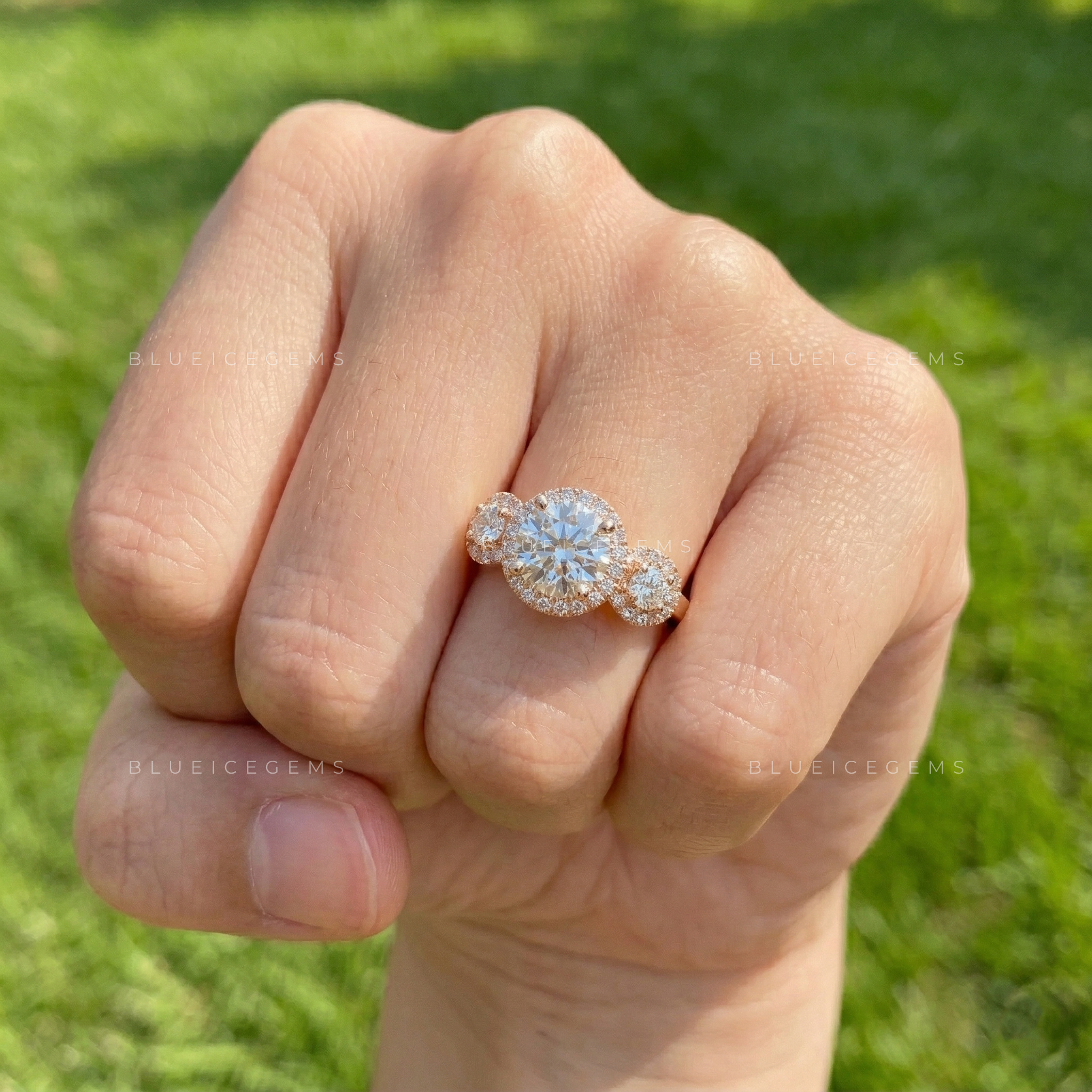The "Main Character" Halo Trio: Iconic Round Brilliant Sparkle