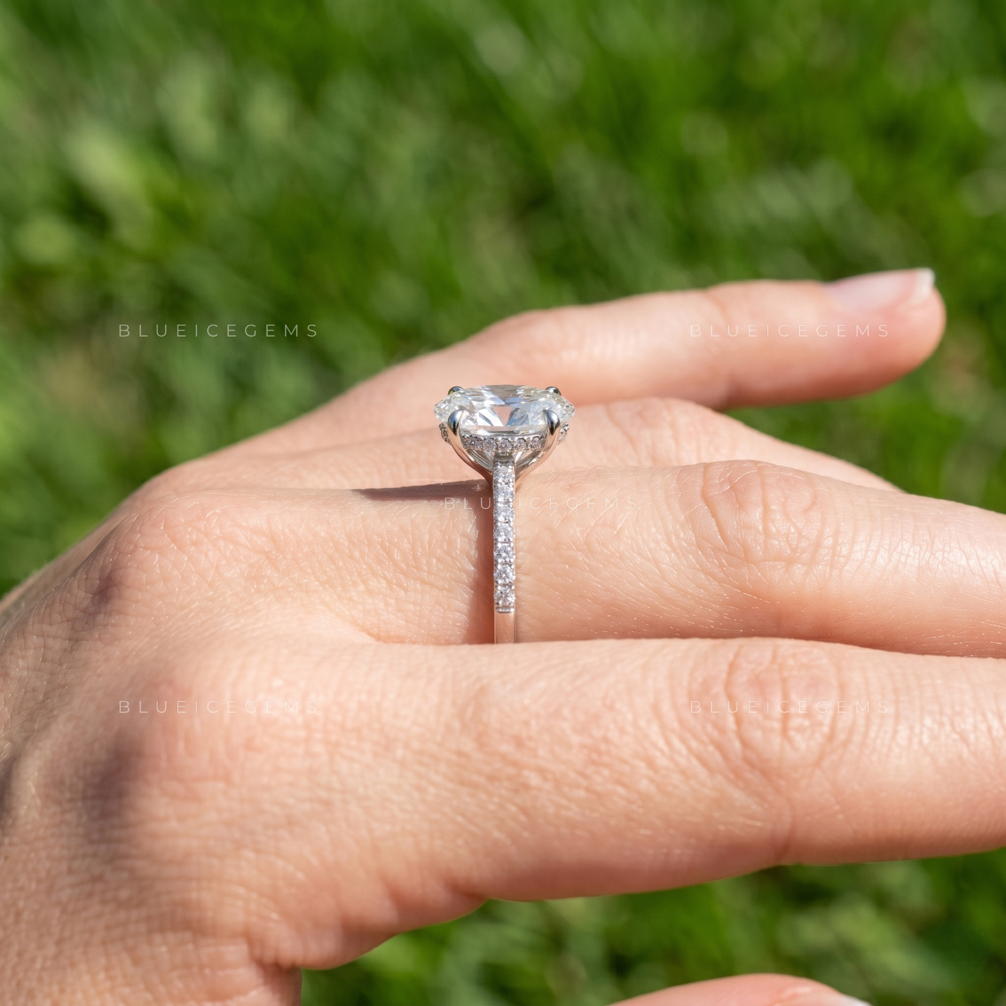 The "Infinite Radiance" Oval Halo: A D-Color Perfection Dream