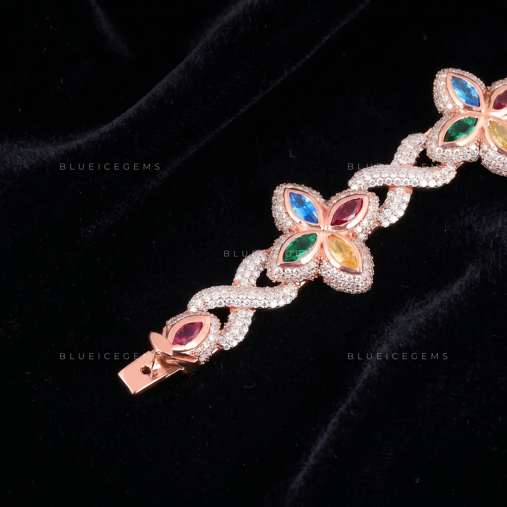 Botanical Shimmer Multi-Marquise Petal Clover Link
