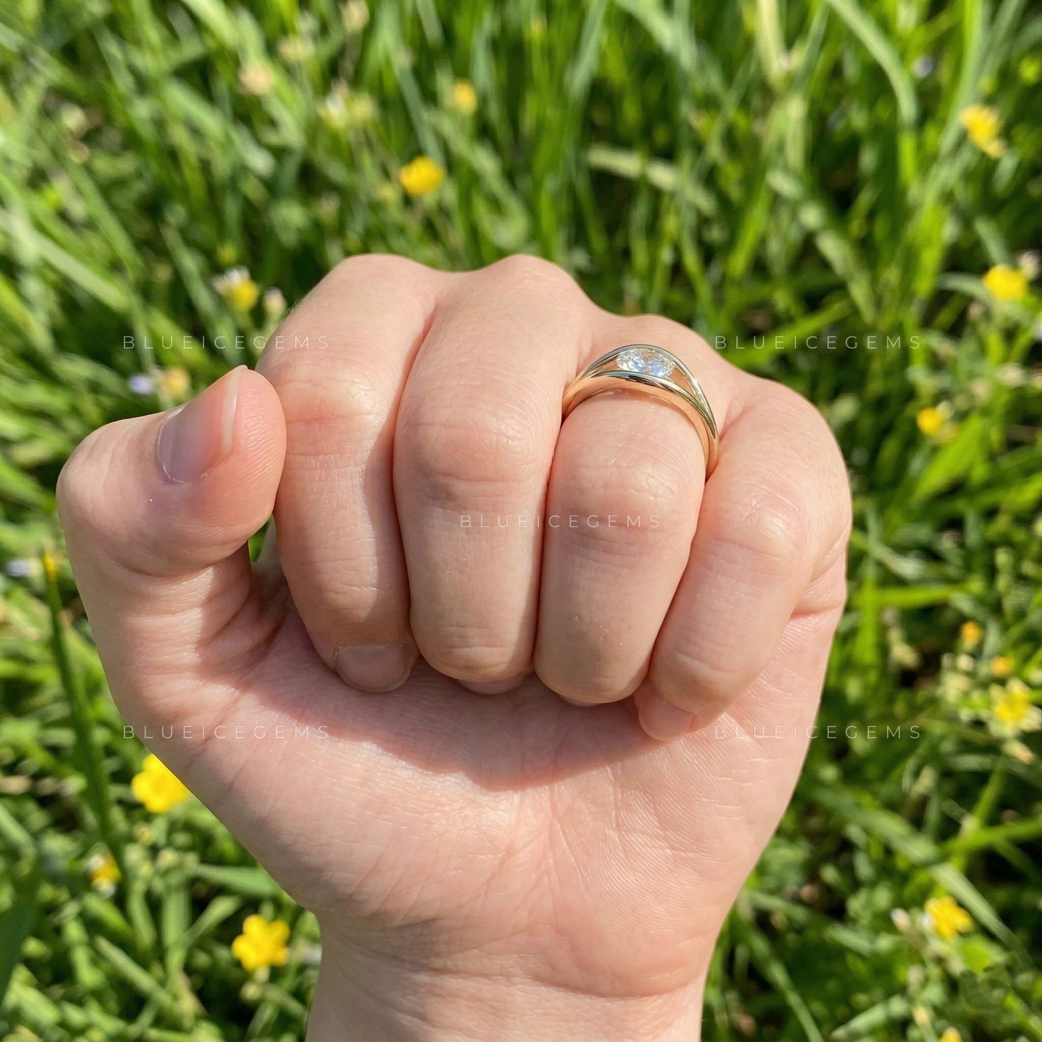 The "Protective Glow" Evil Eye Solitaire: A Modern Round Cut Icon