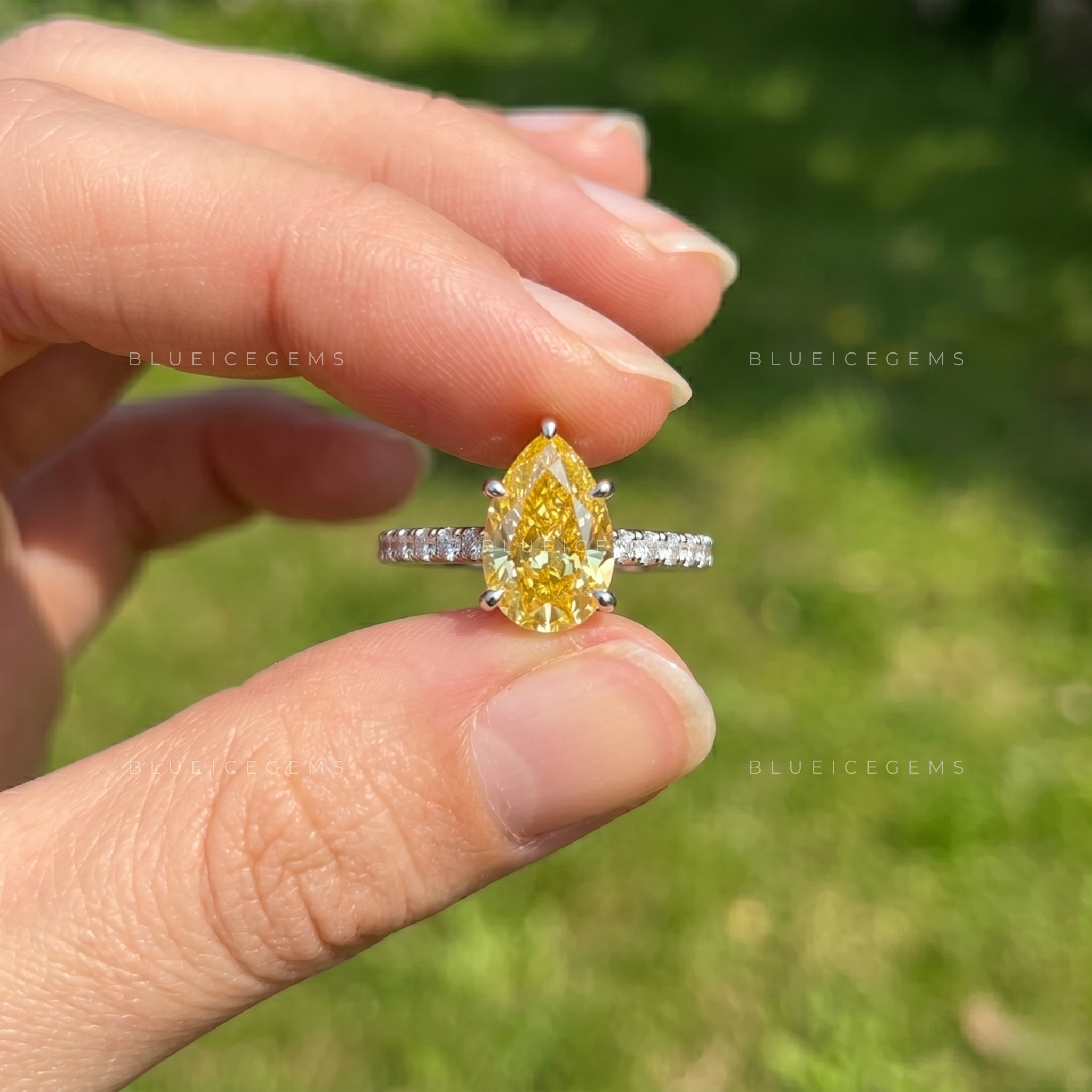 Golden Hour Radiance Pear Cut Halo Engagement Ring
