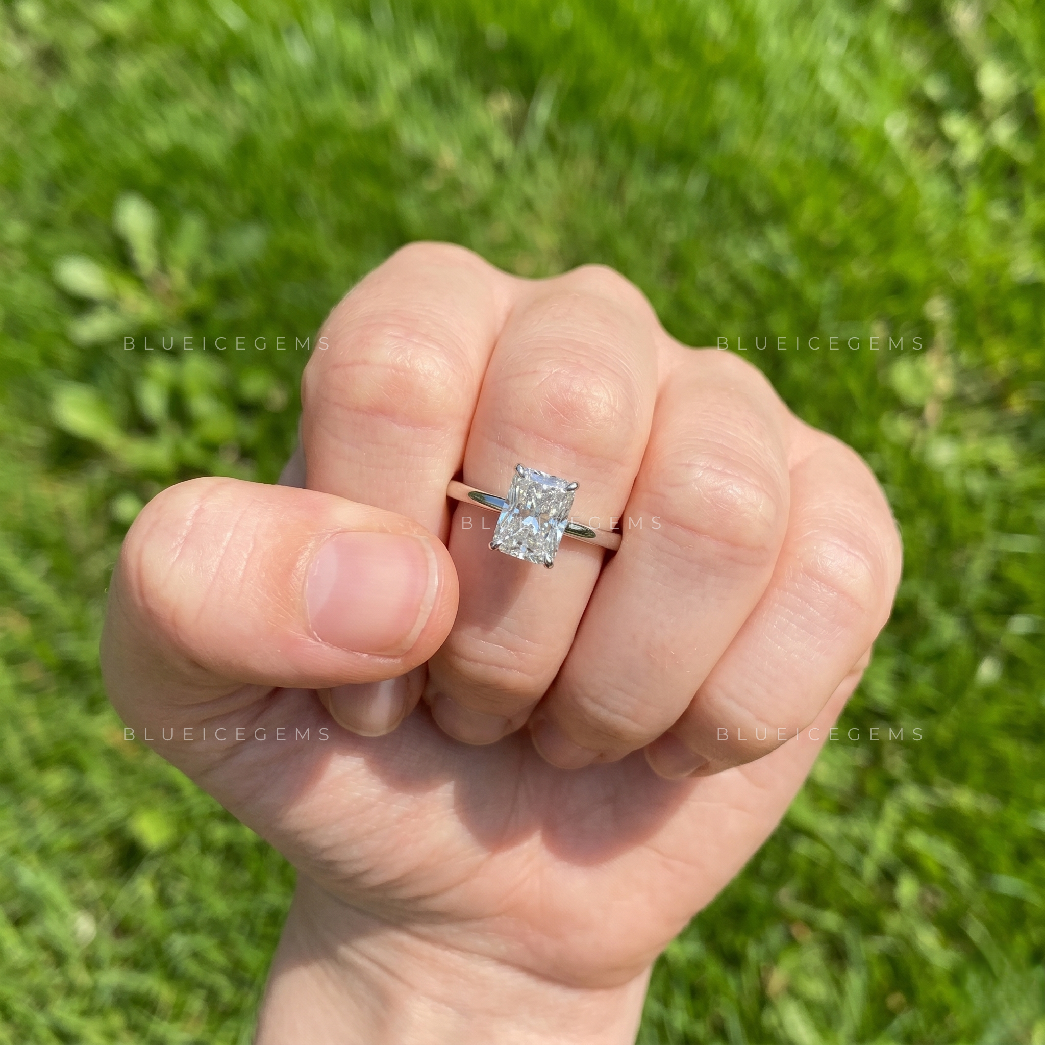 Captivating Brilliance Radiant Cut Solitaire Engagement Ring Classic Minimalist Anniversary Band