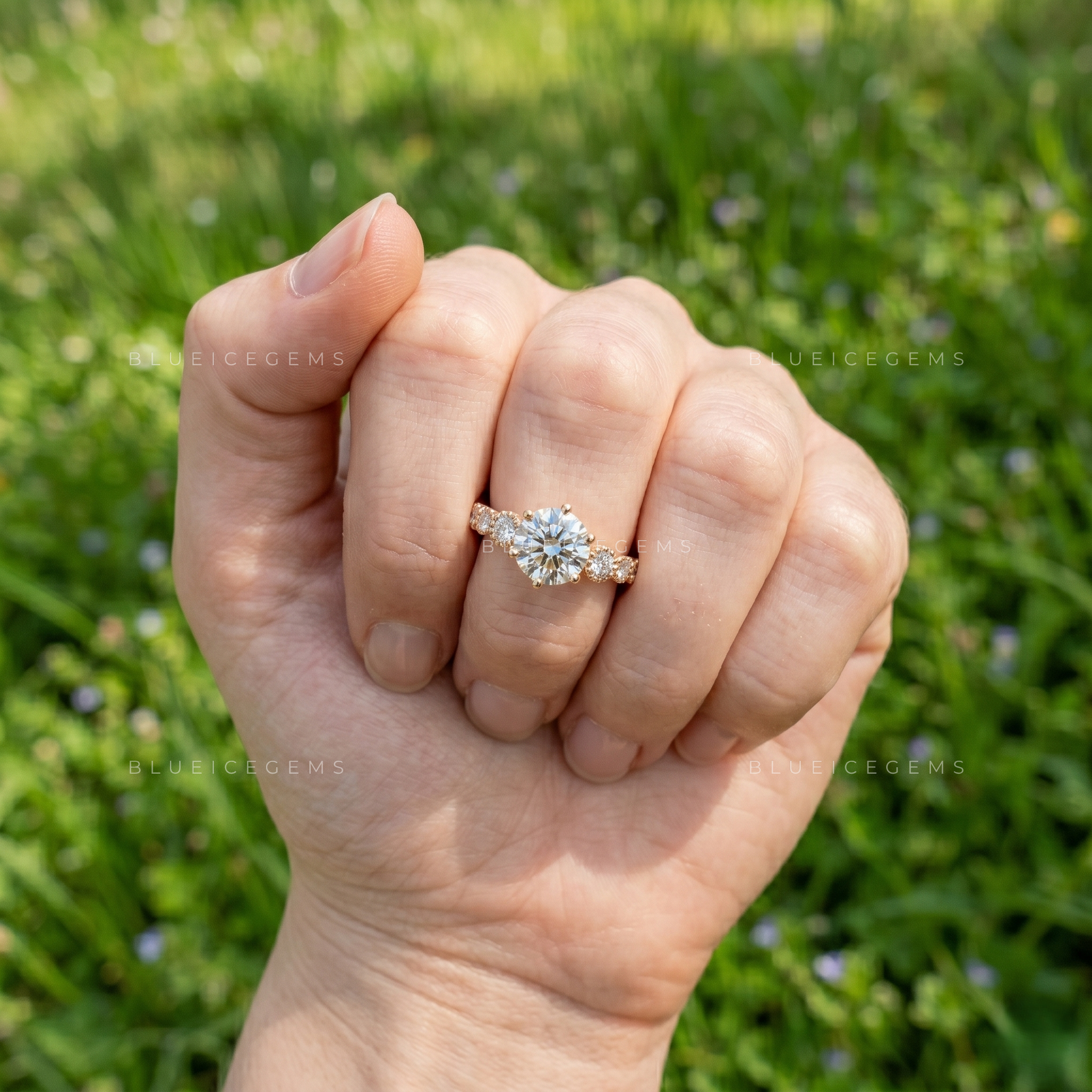 Vintage Elegance Round Cut Seven Stone Engagement Ring