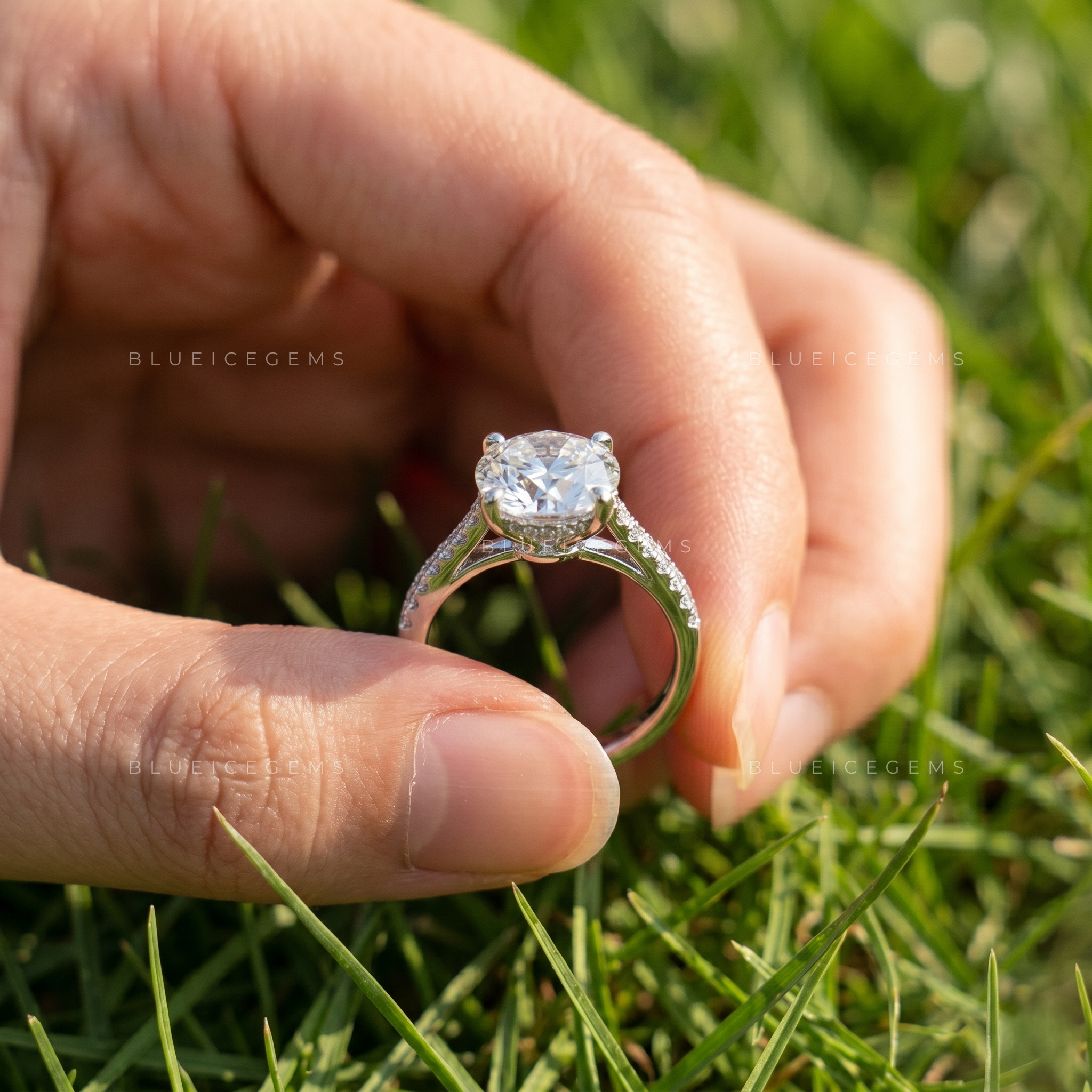 Elegant High-Profile Round Brilliant Cut Decorative Accent Ring