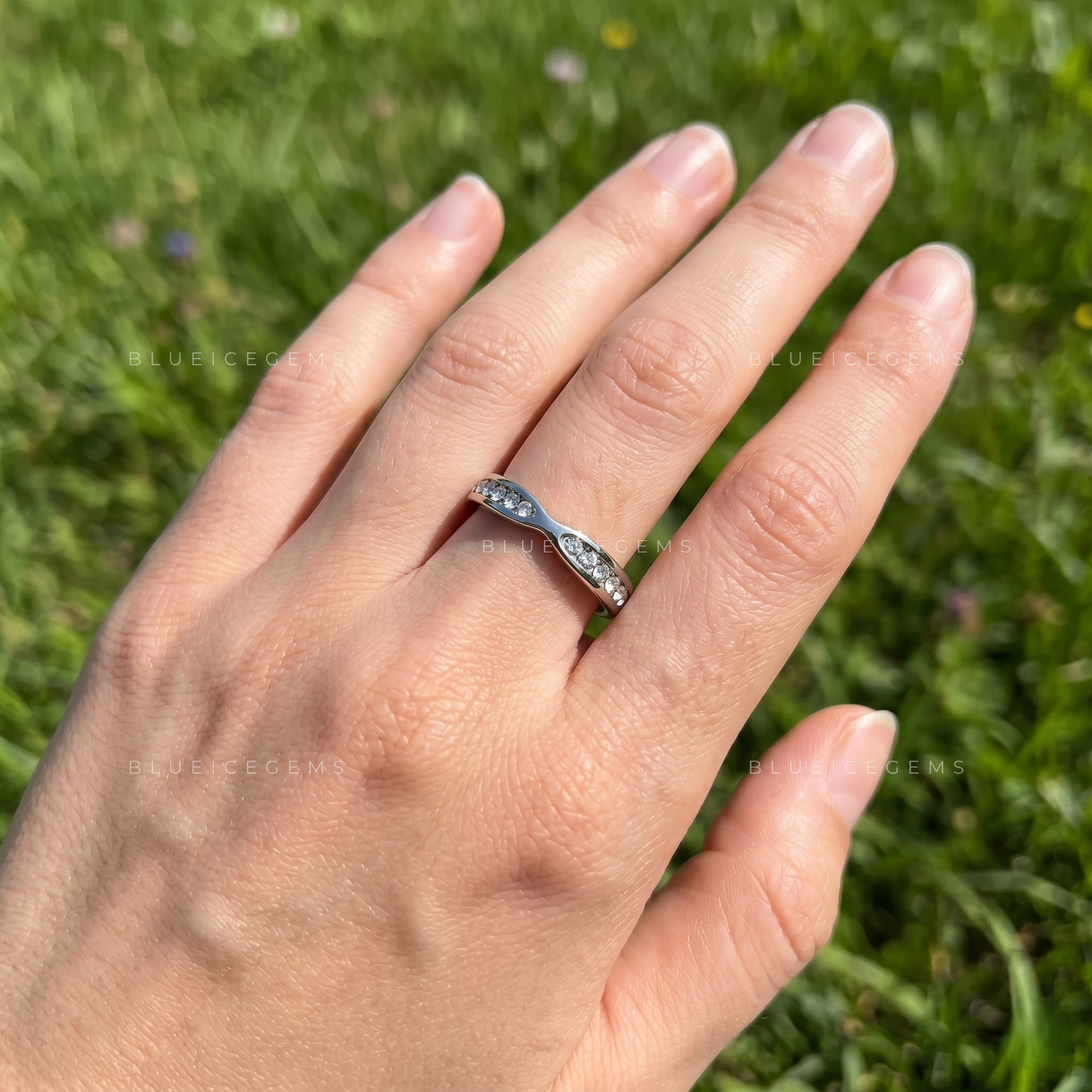 Velora Round Cut Minimalist Stainless Steel Solitaire Ring