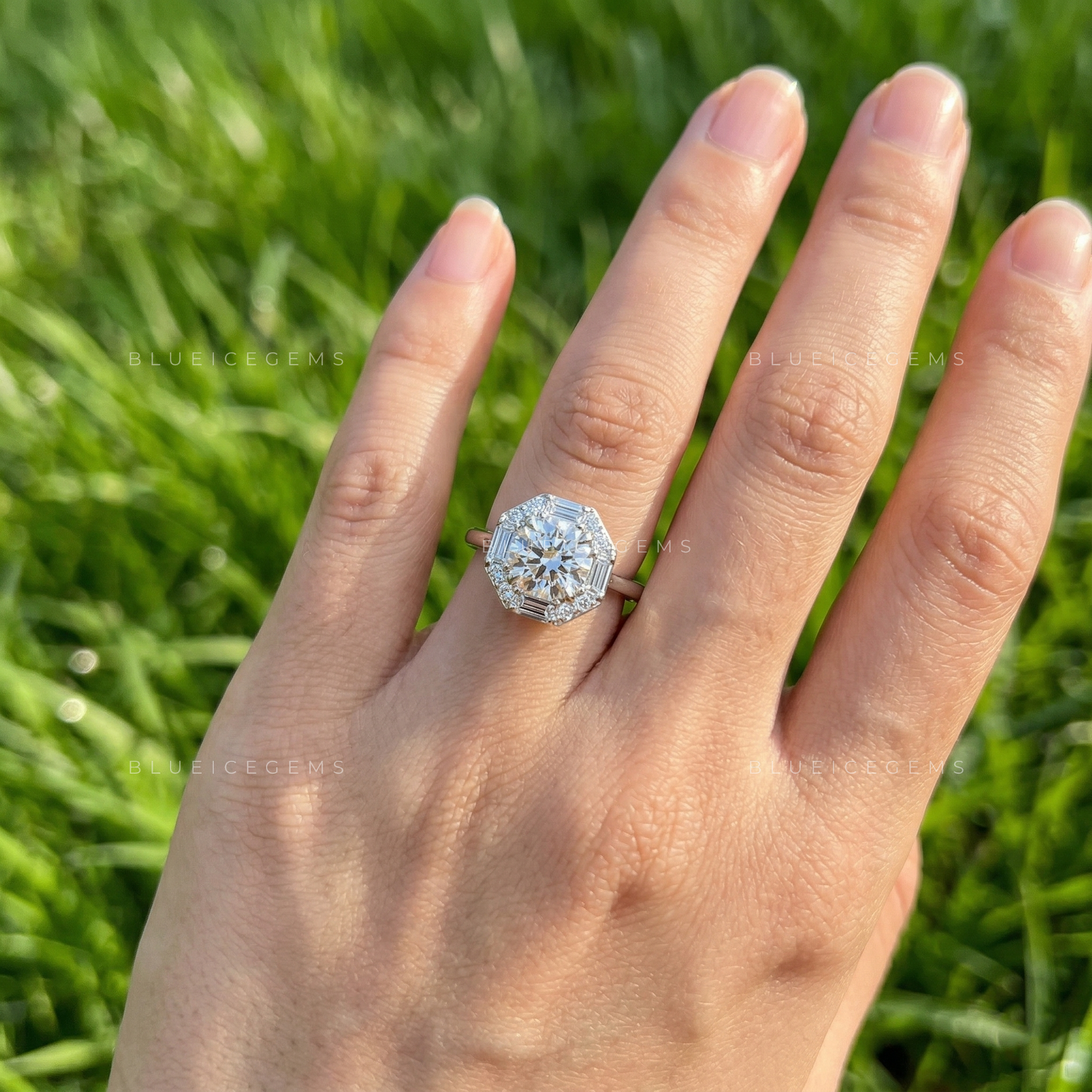 The "Radiant Aura" Halo: Timeless Round & Baguette Masterpiece
