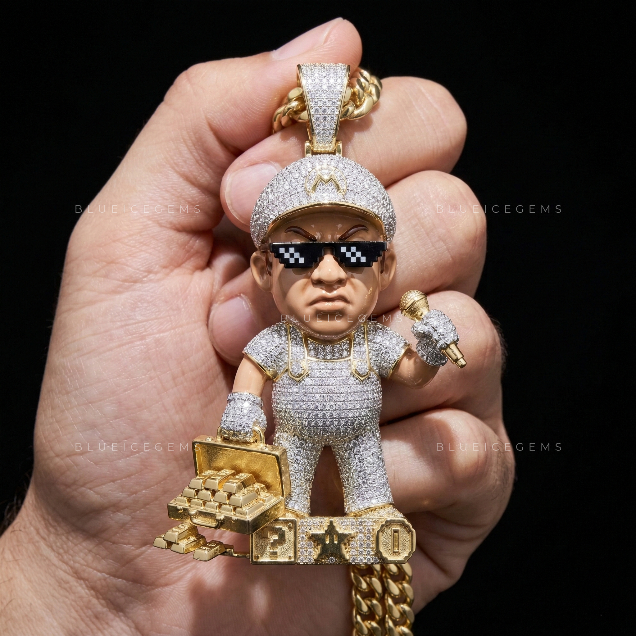 The "Boss Plumber" Figurine: 3D Game Legend & Gold-Bar Sovereign