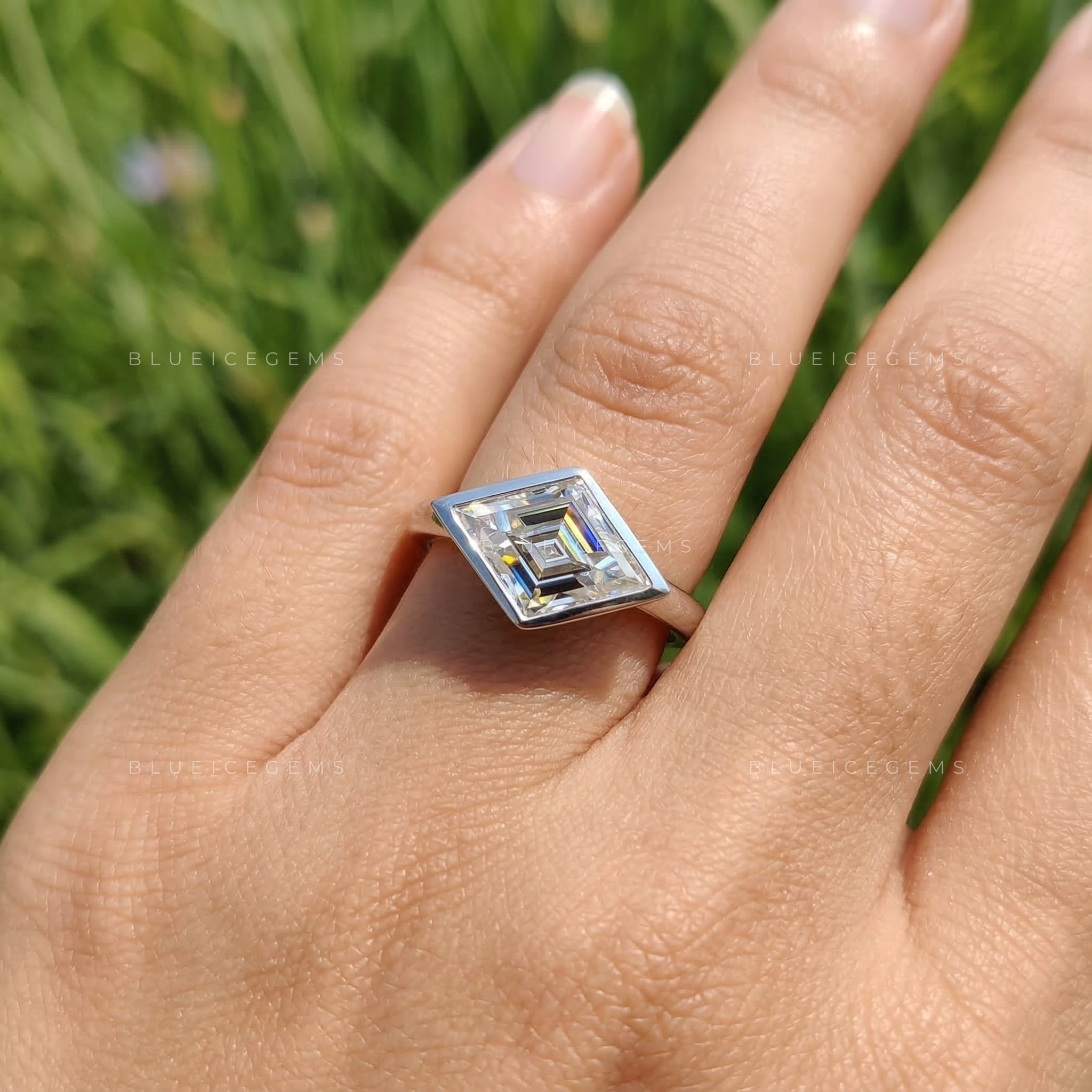 Minimalist Lozenge Cut East-West Bezel Ring