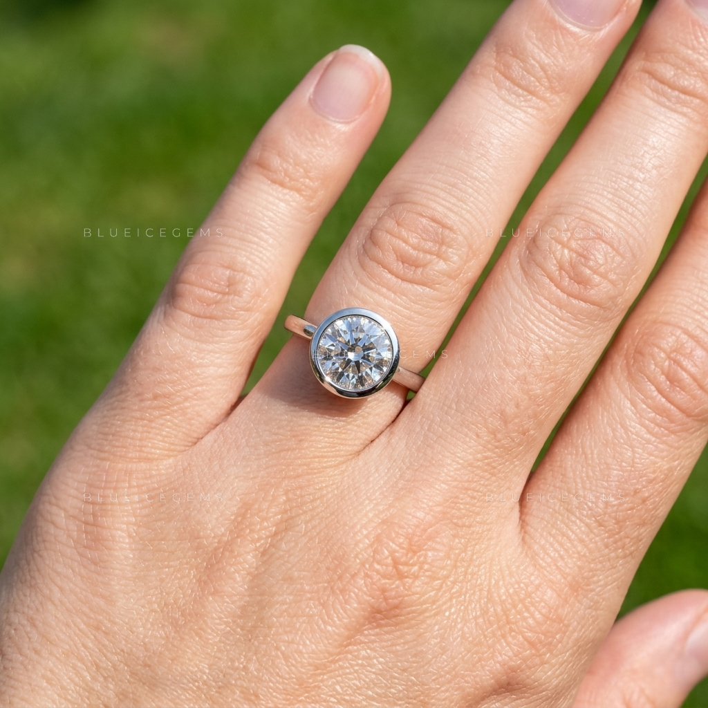 Elegance Circular Cut High-Profile Keepsake Promise Band