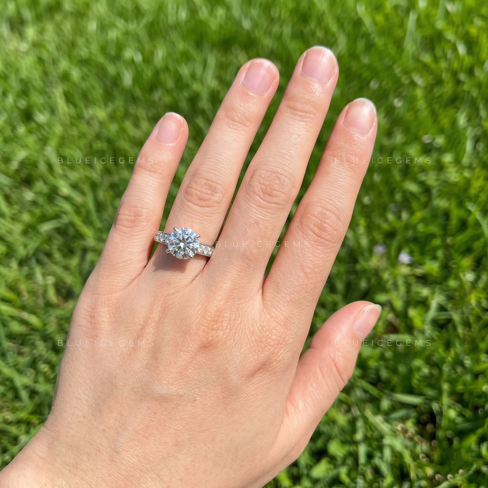 Celestial Radiance Round Brilliant Pavé Engagement Ring