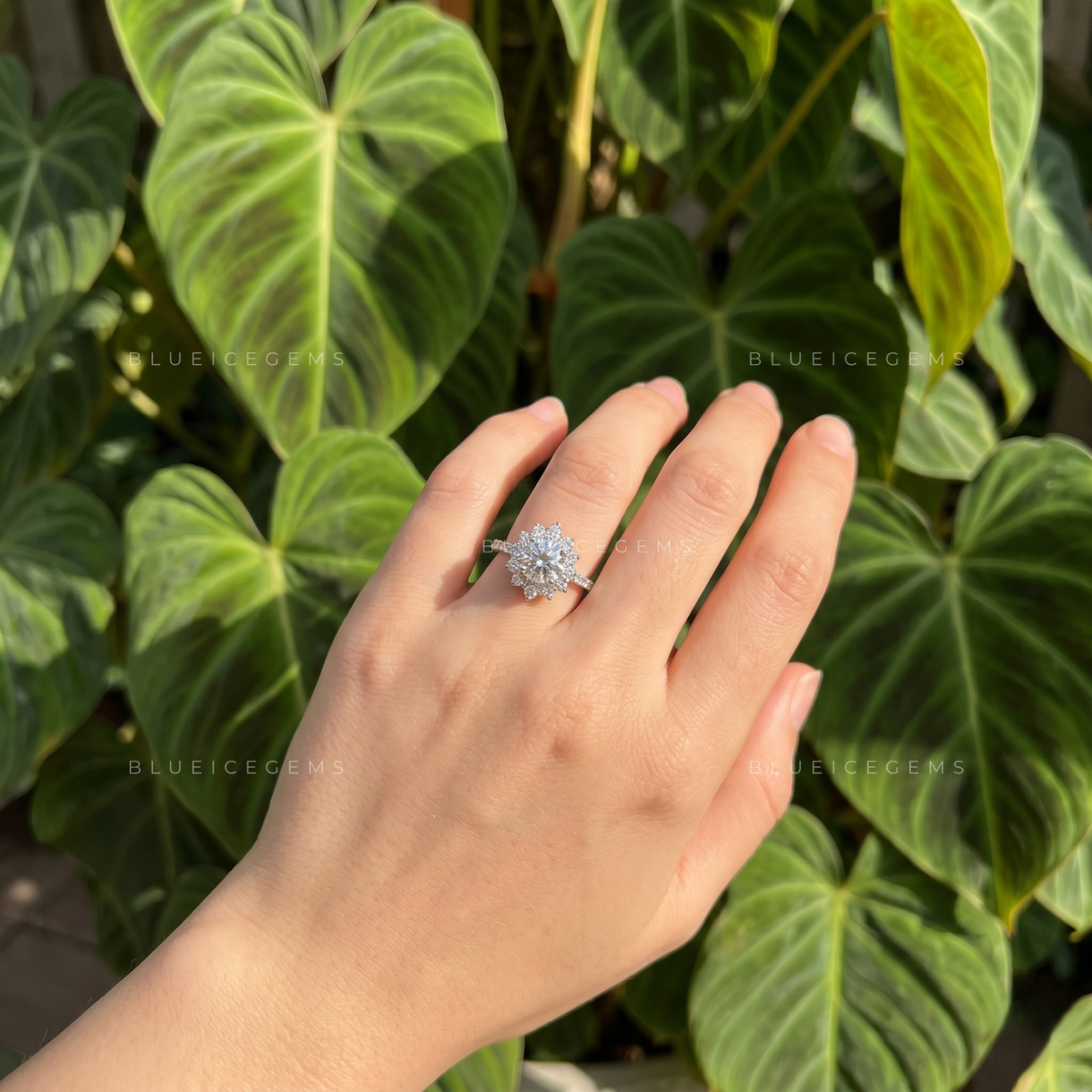 Vintage Glamour Round Brilliant Cluster Halo Engagement Ring