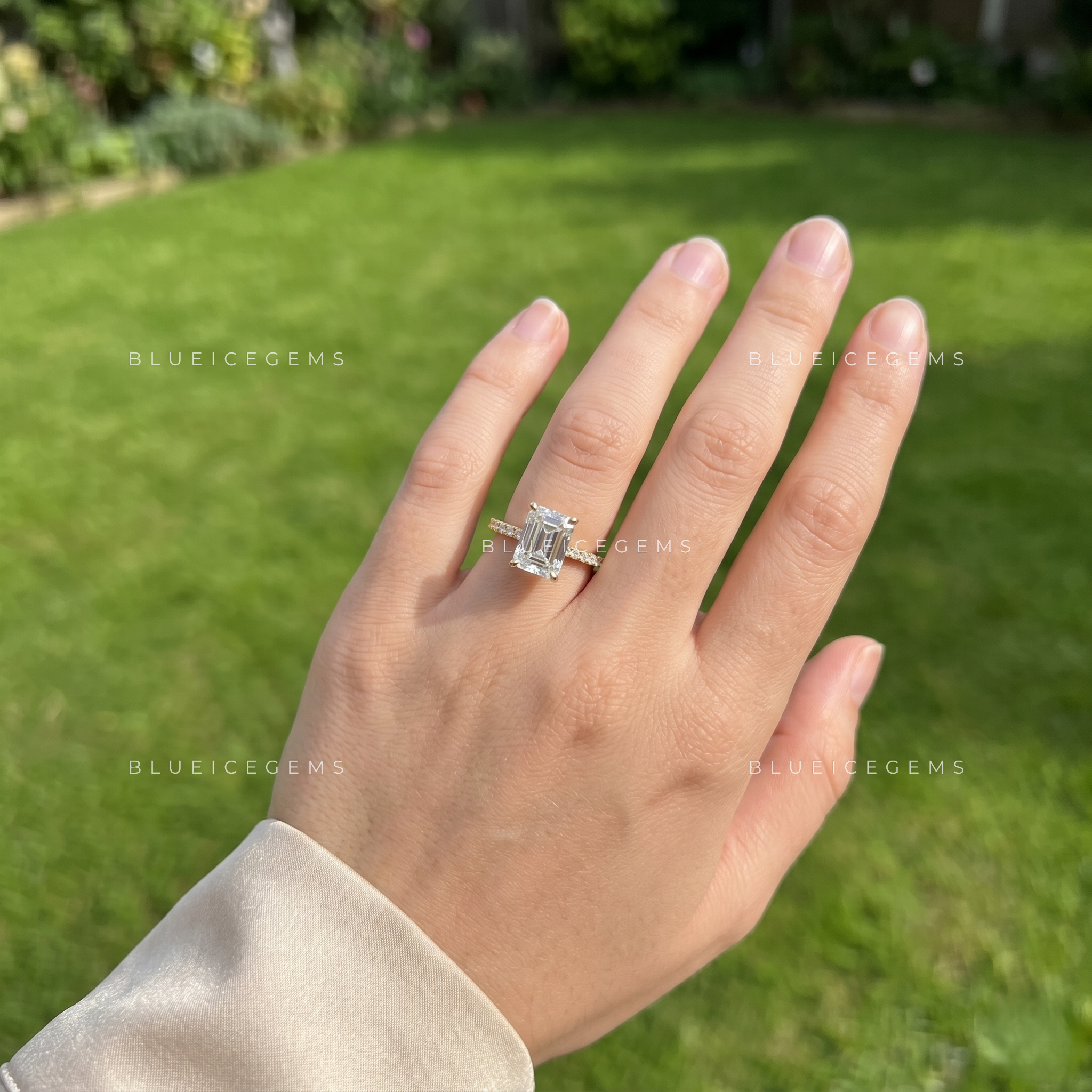 Radiavera Radiant Cut Pavé Engagement Ring