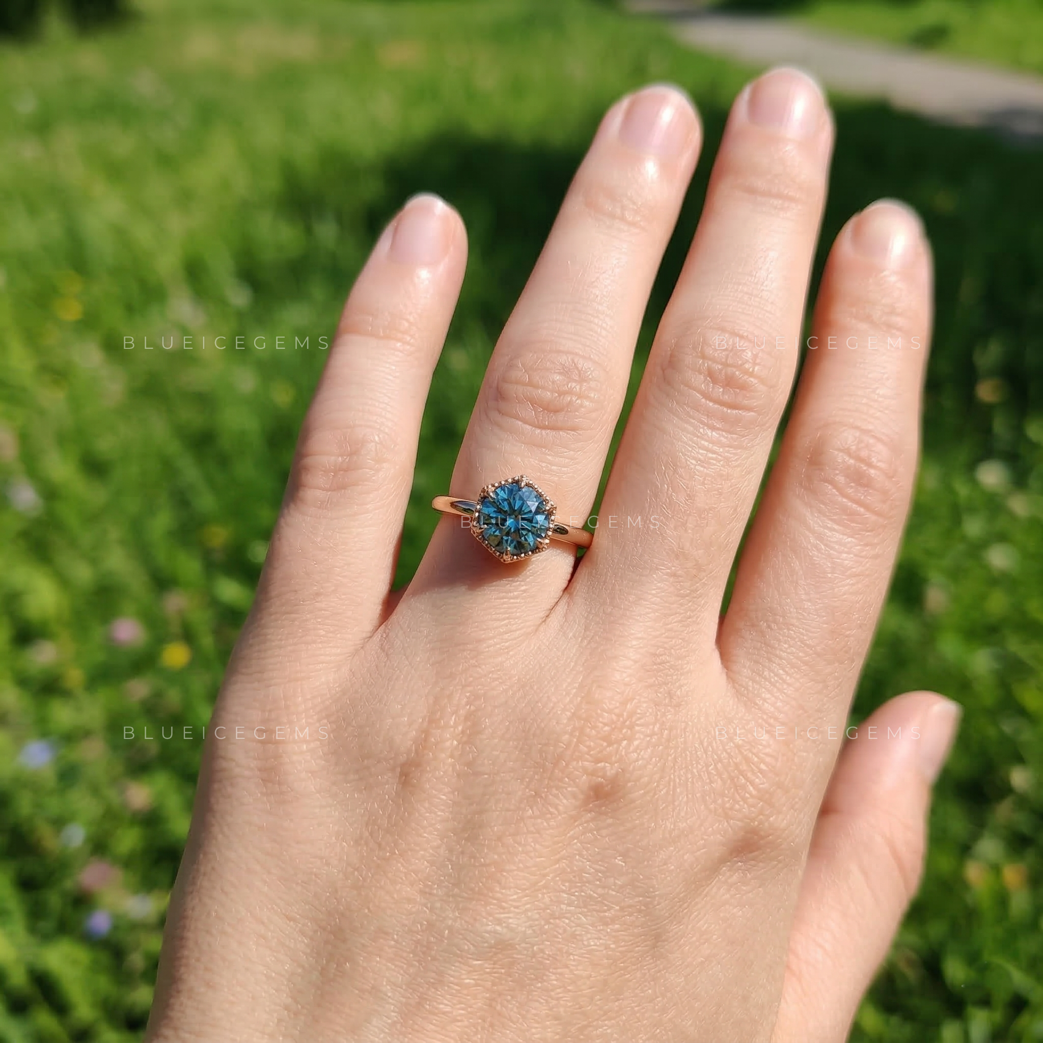 Verdant Radiance Round Brilliant Cut Green Solitaire Ring