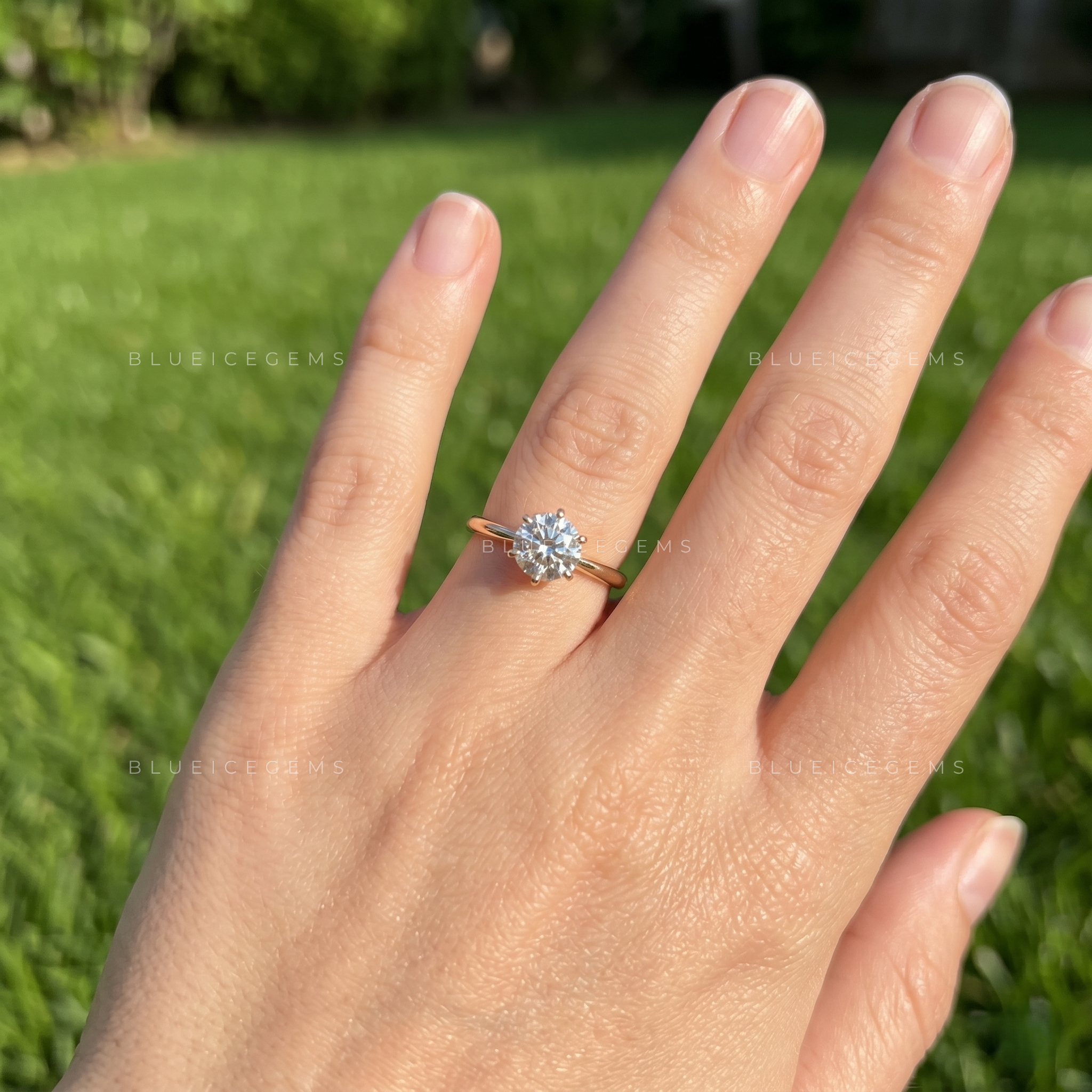 Aria Round Cut Classic Silhouette Engagement Ring