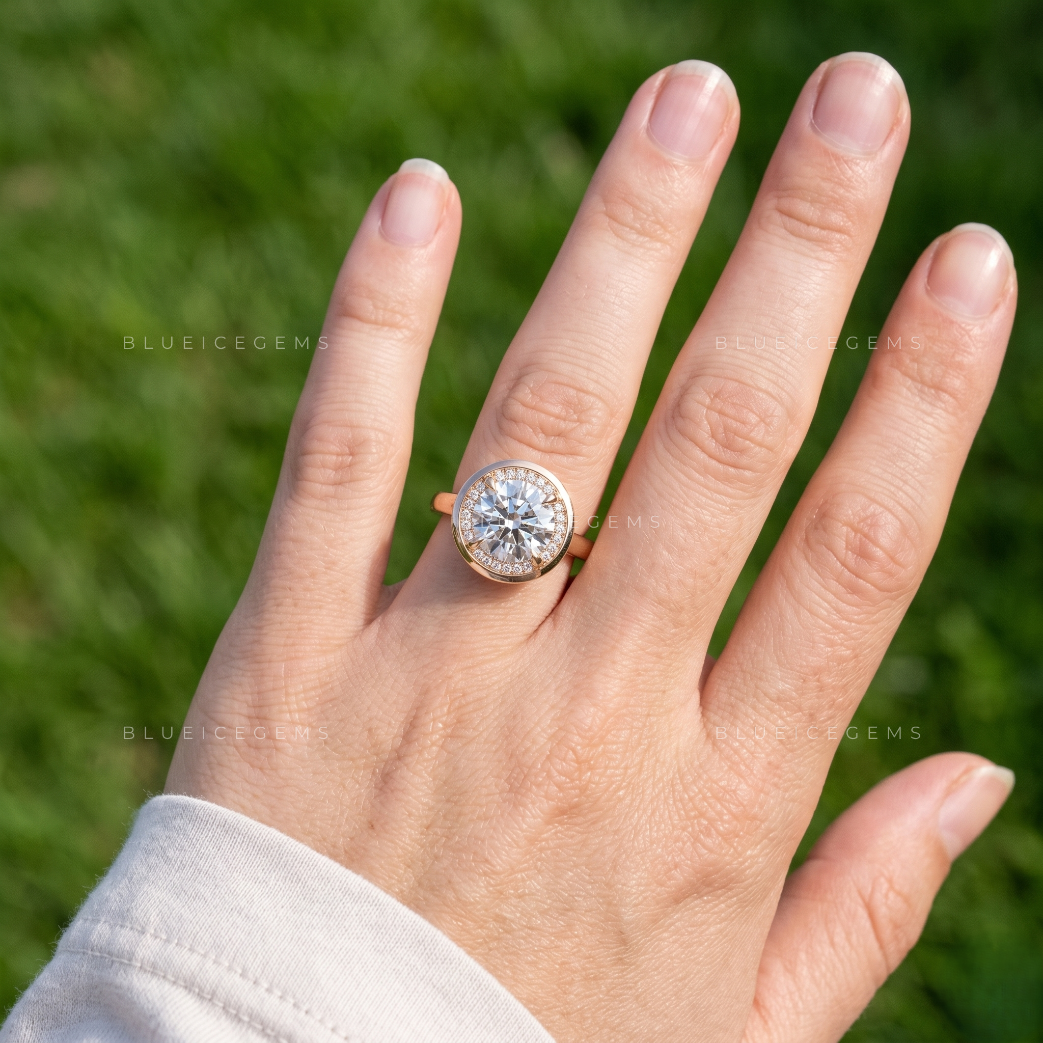 Modern Radiance Round Cut Halo Bezel and Claw Prong Wedding Ring