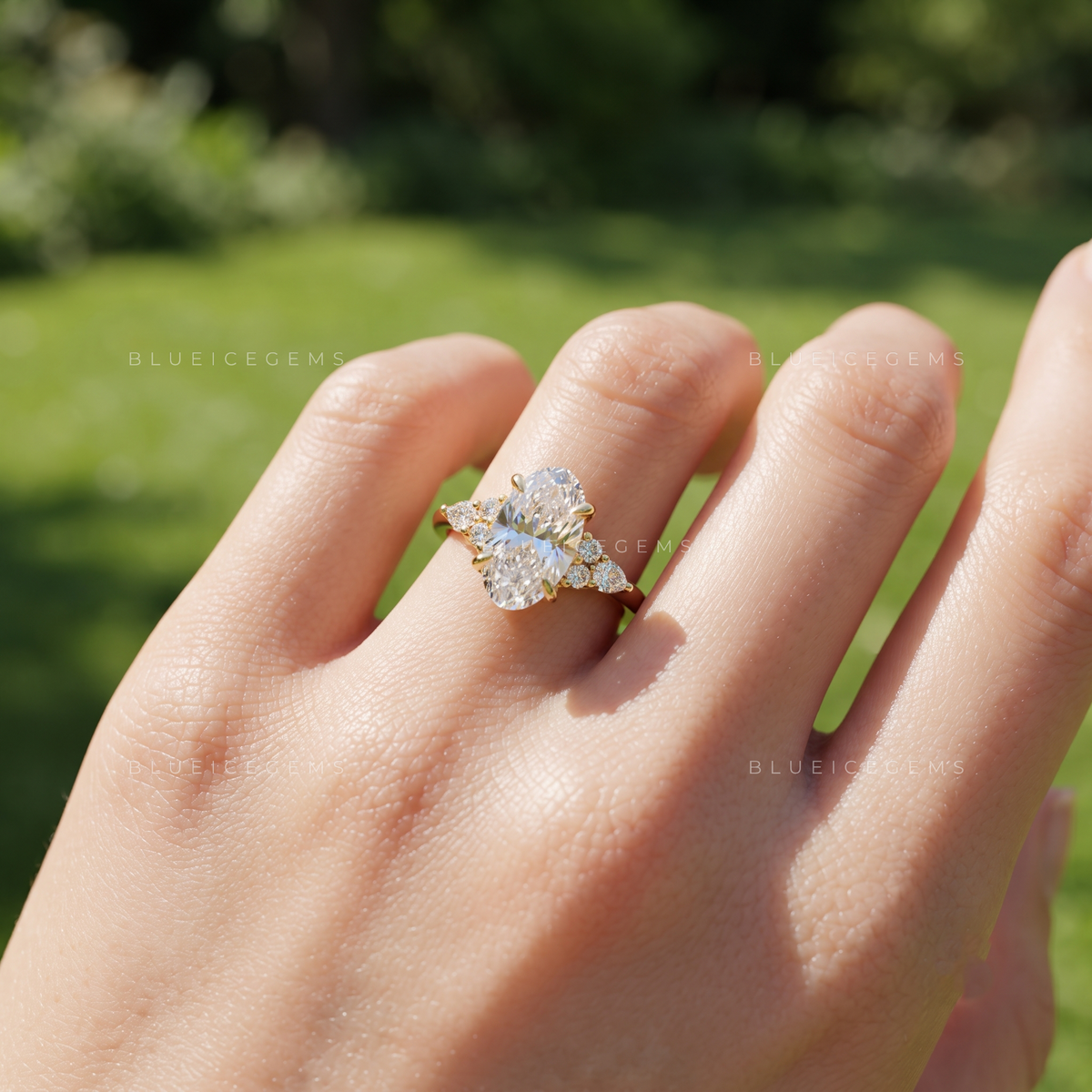 Triana Heritage Motif Moval Engagement Ring