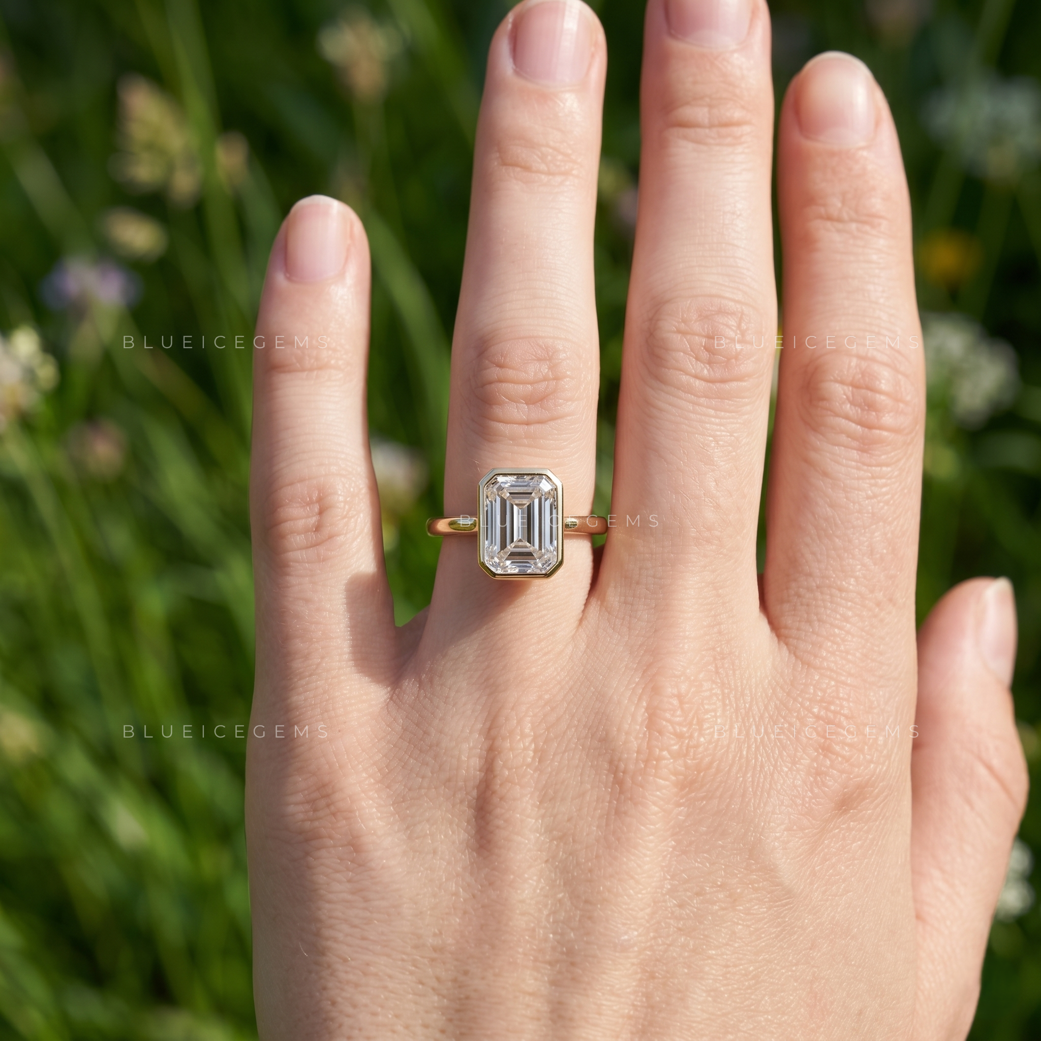 Sophisticated Emerald Cut Bezel-Set Modern Minimalist Ring