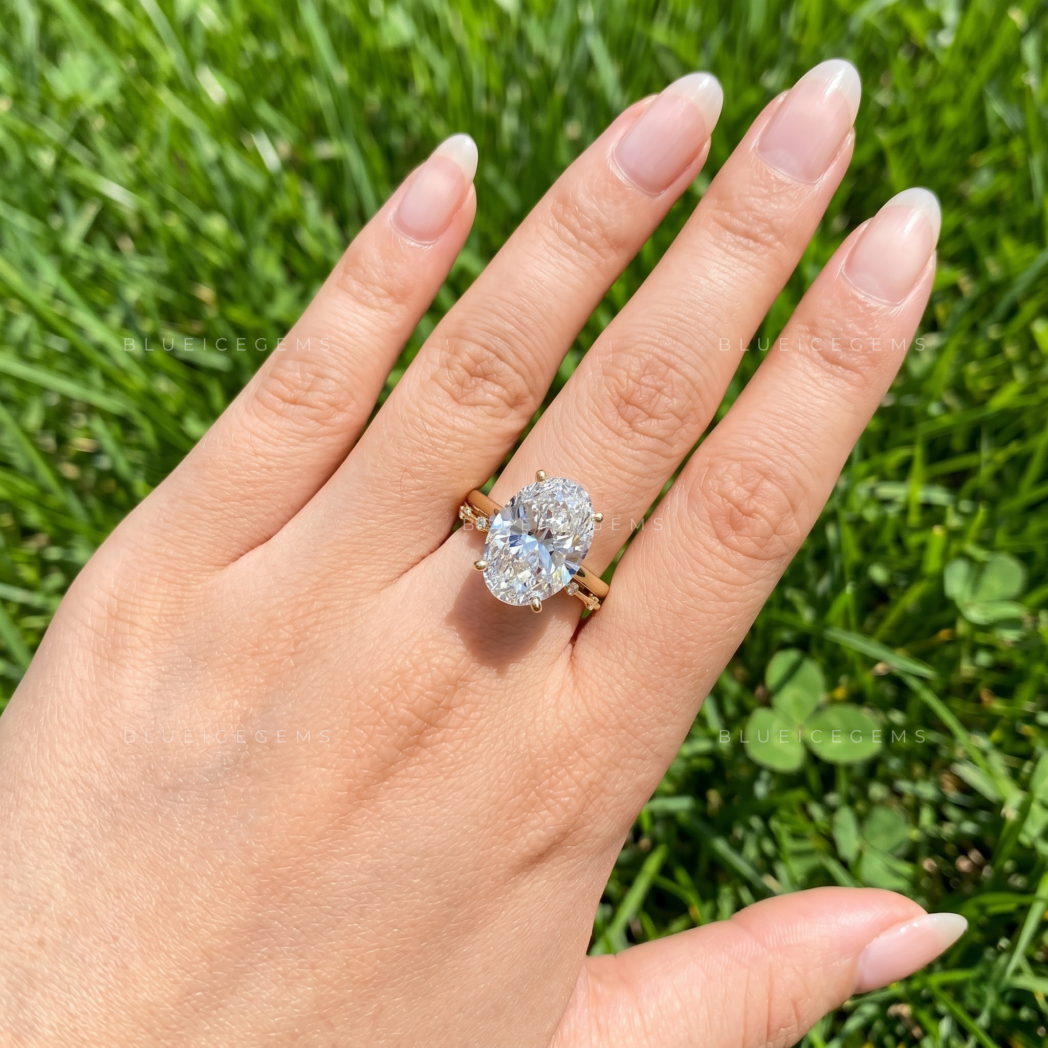 Lunara Oval Cut Marquise Accent Solitaire Engagement Ring