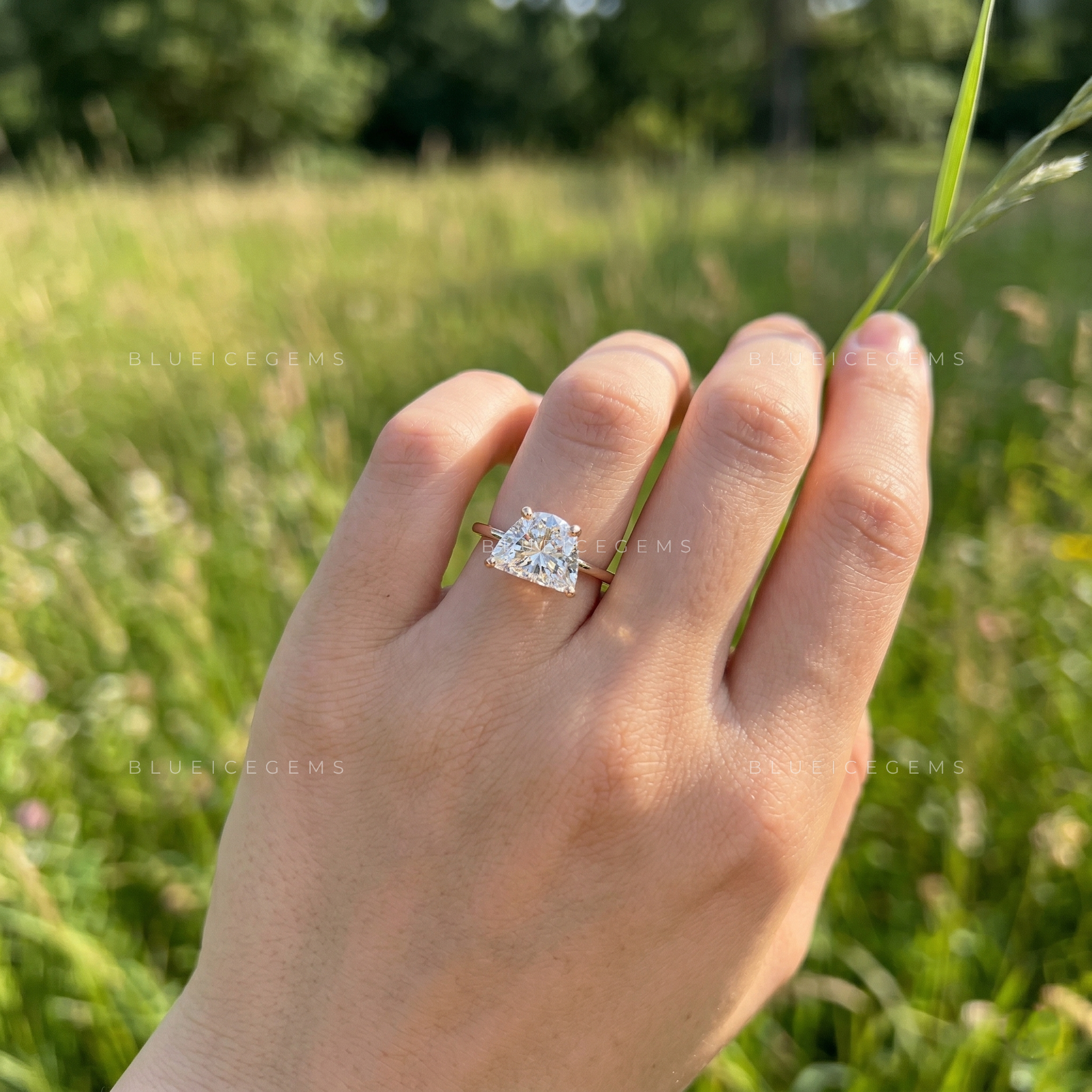 Ethereal Half Moon Solitaire: The Ultimate Minimalist Statement Piece