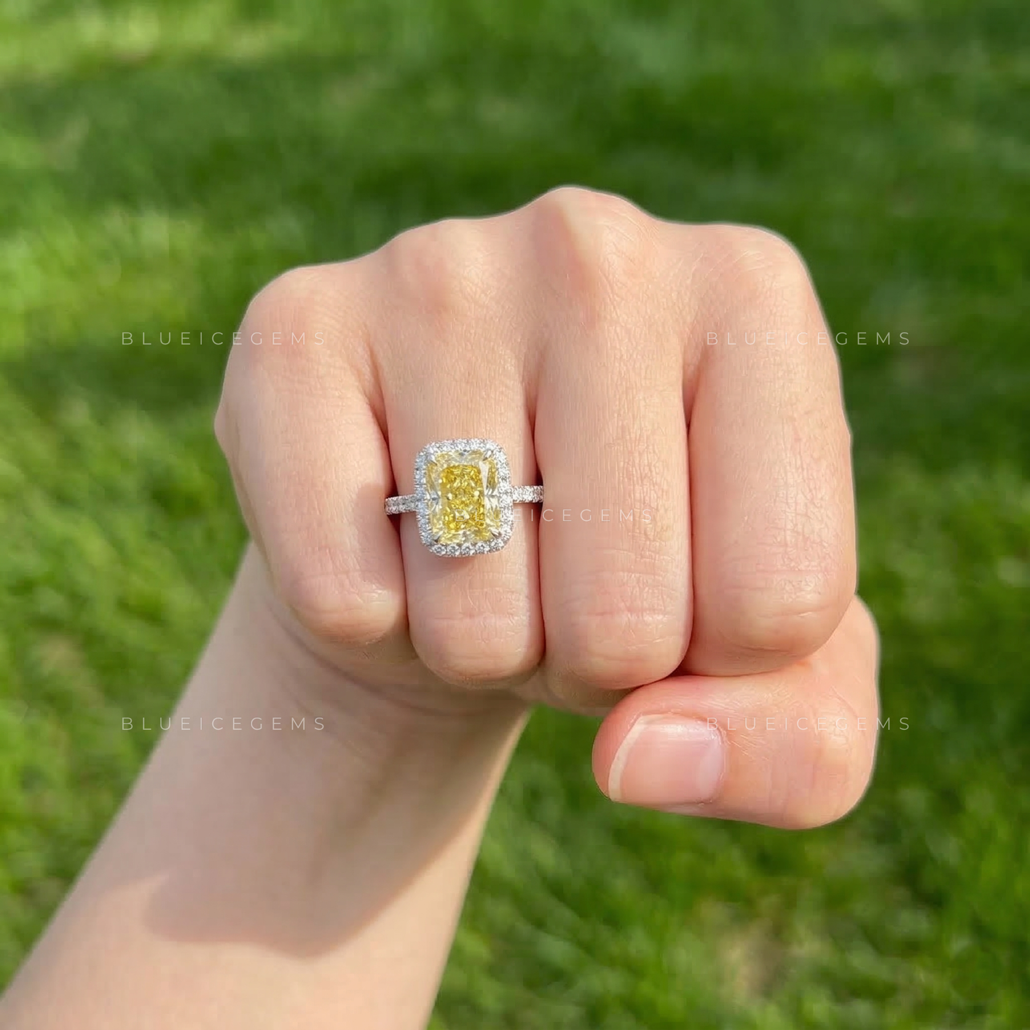 Golden Solitaire Radiant Cut Fancy Yellow Ring