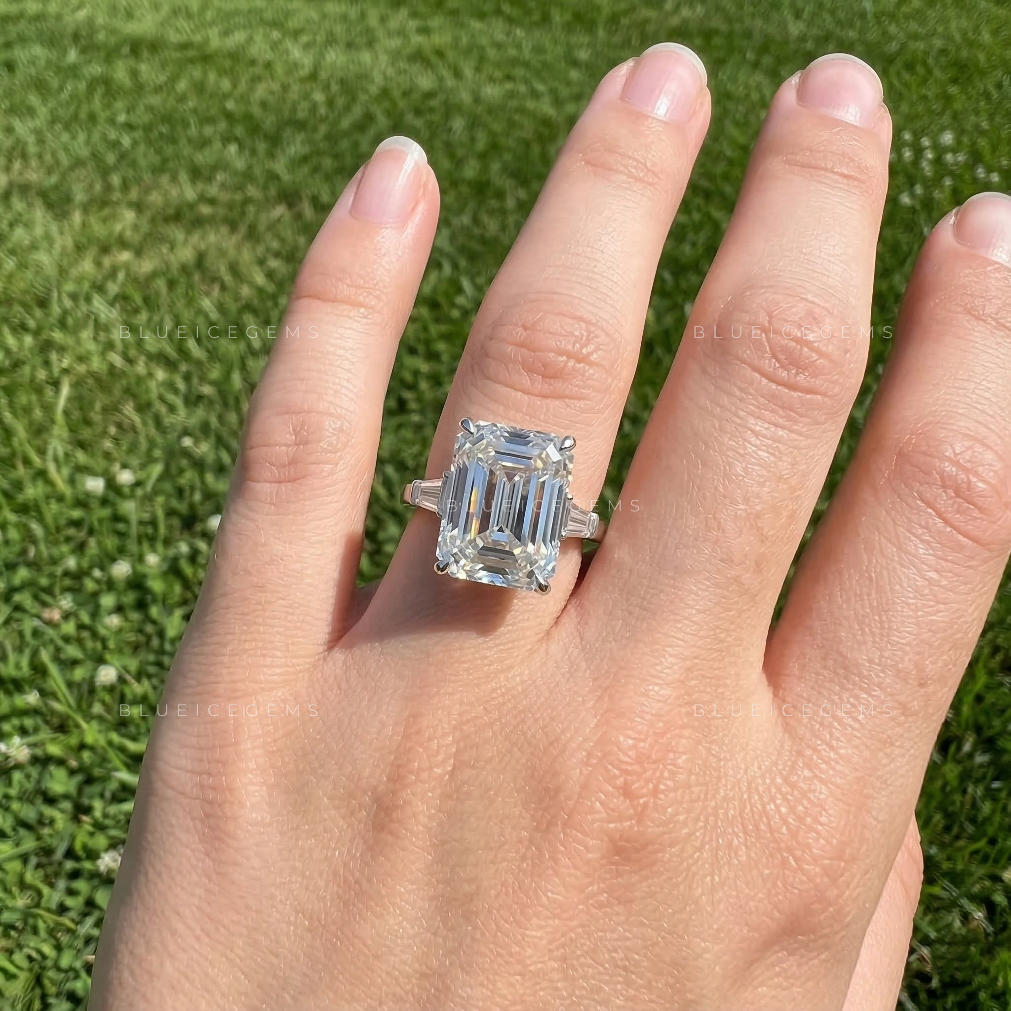 Grandeur Statement Emerald and Tapered Baguette Ring
