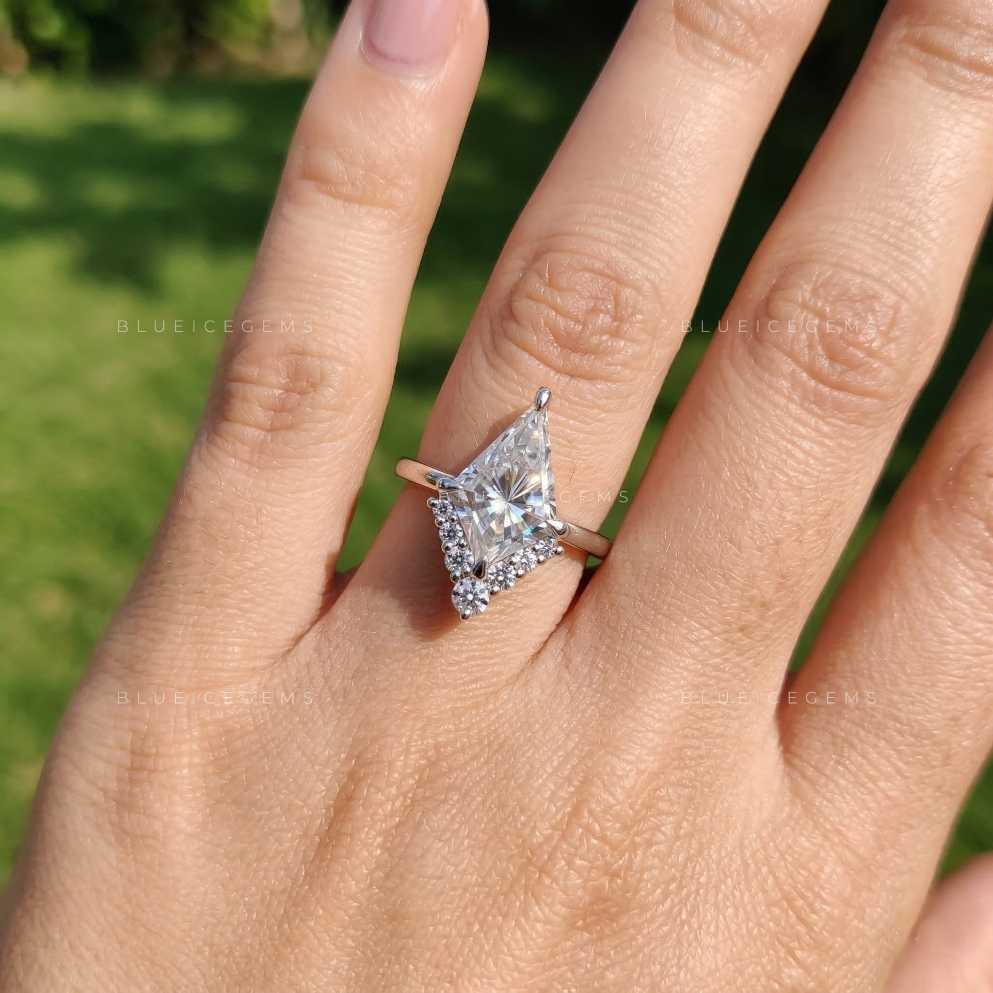 Geometric Zenith Kite Cut Moissanite Ring