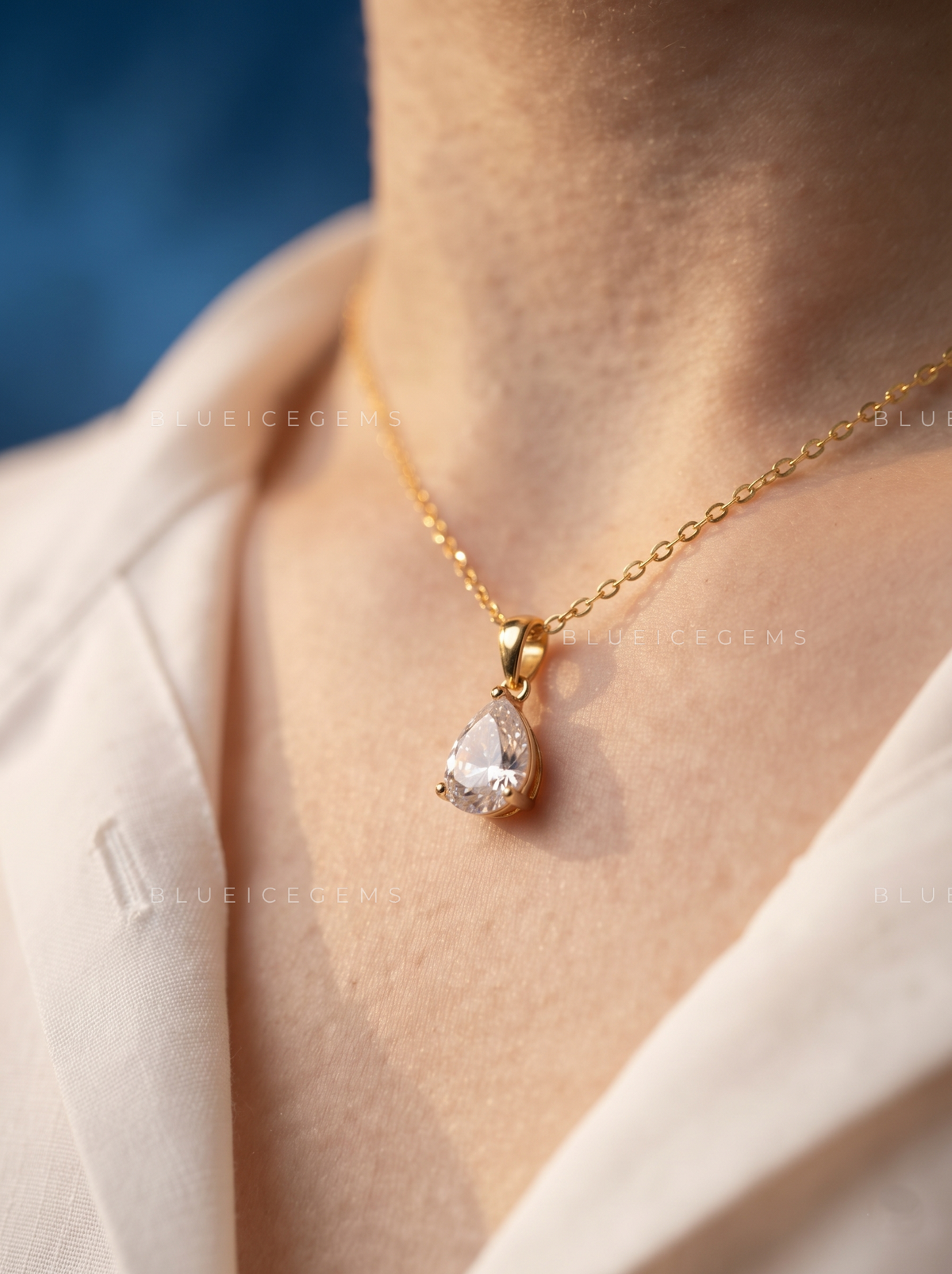 Pear Solitaire Diamond Pendant