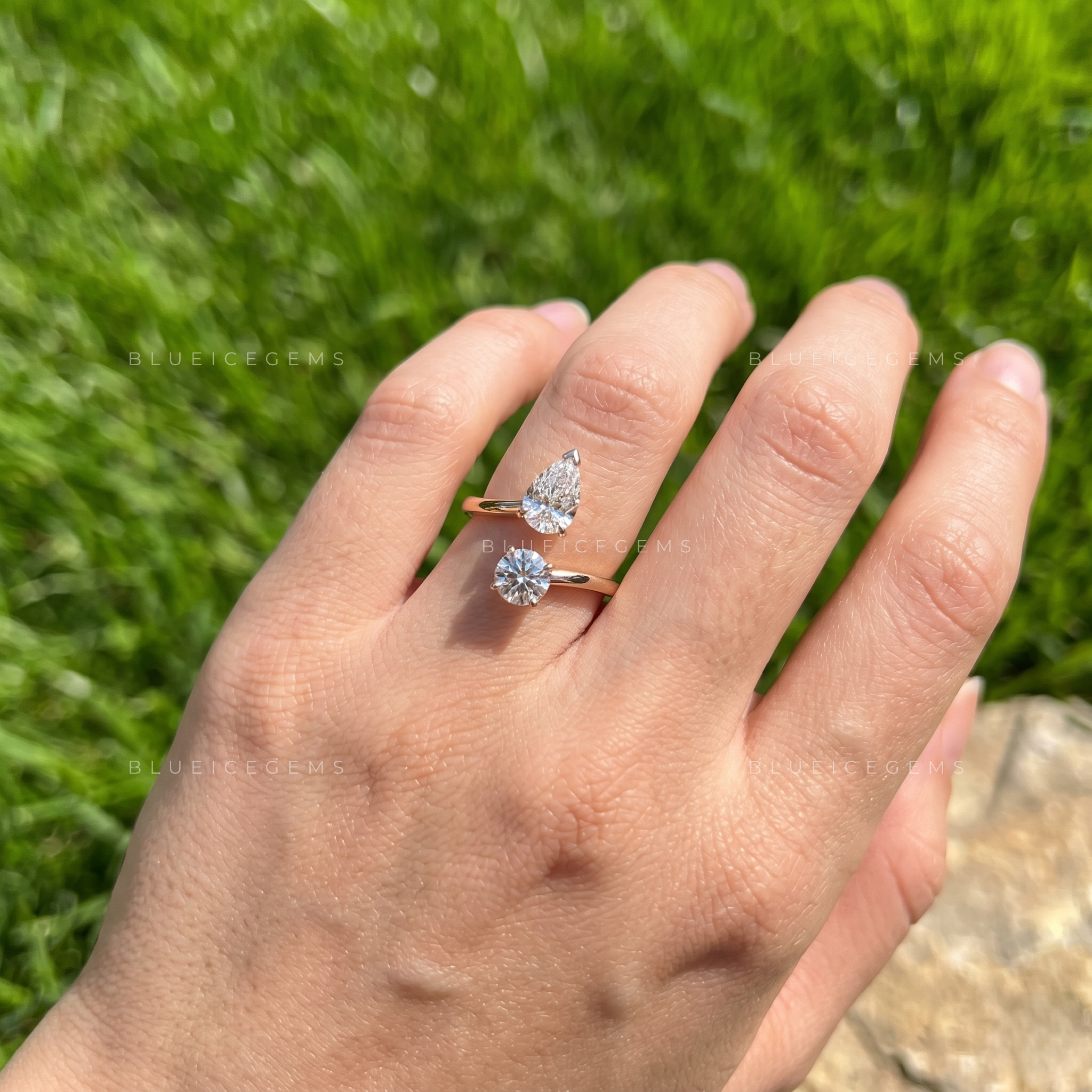 Soulmates Twin Brilliance Pear and Round Cut Toi Et Moi Engagement Ring