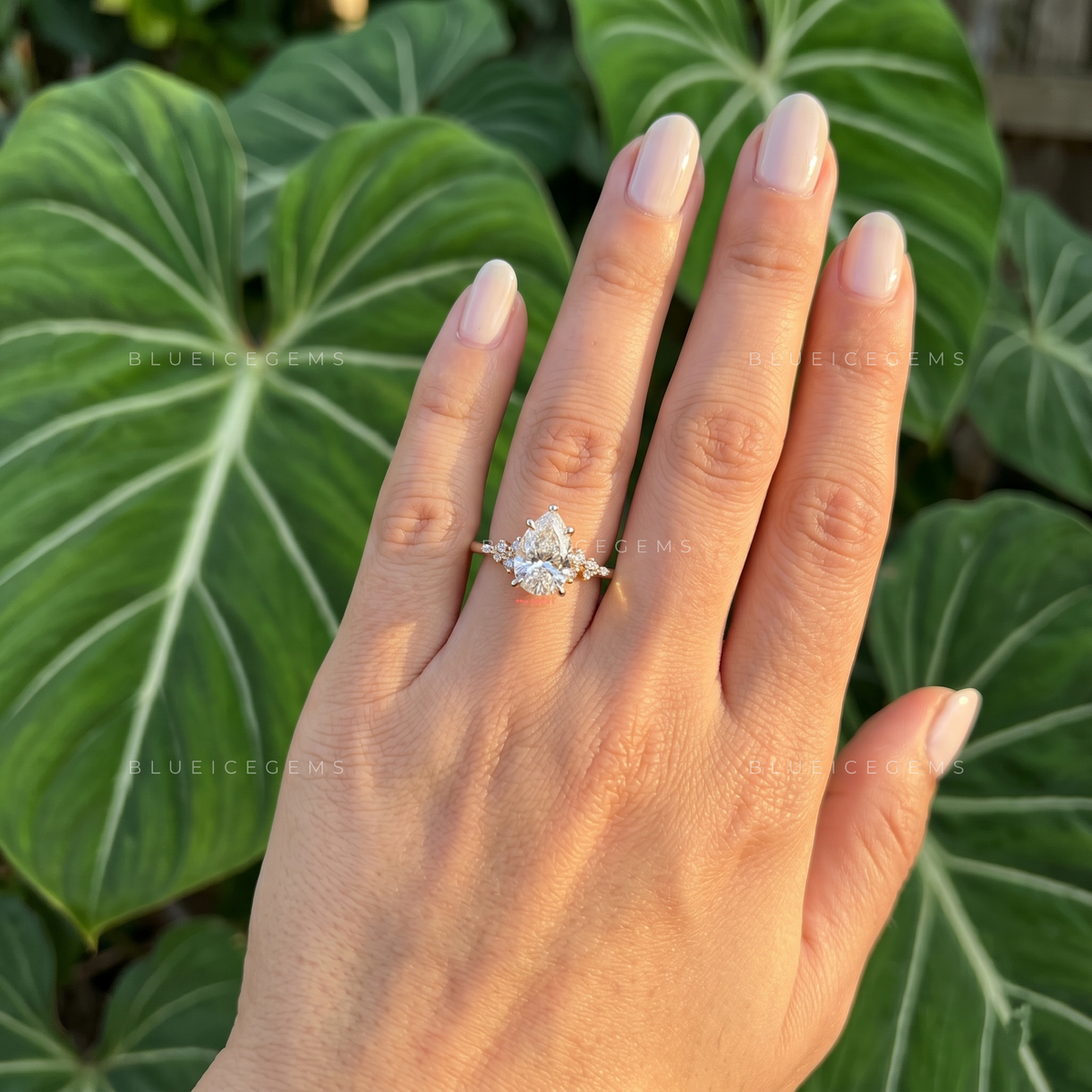 Vintage Grace Pear Cut Five-Claw Engagement Ring